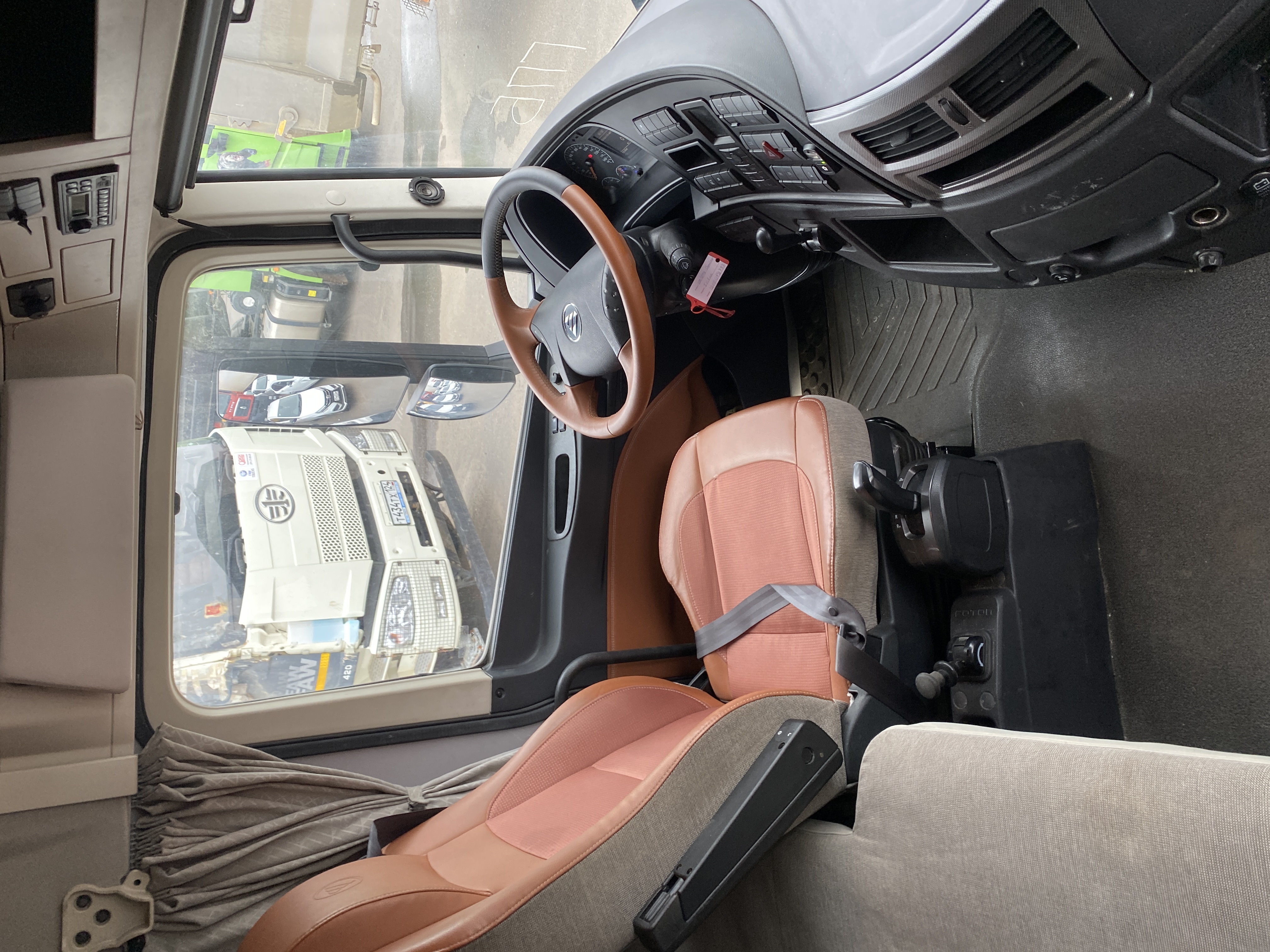 Foton AUMAN 4x2 Седельный тягач 2023 г. - фото 15