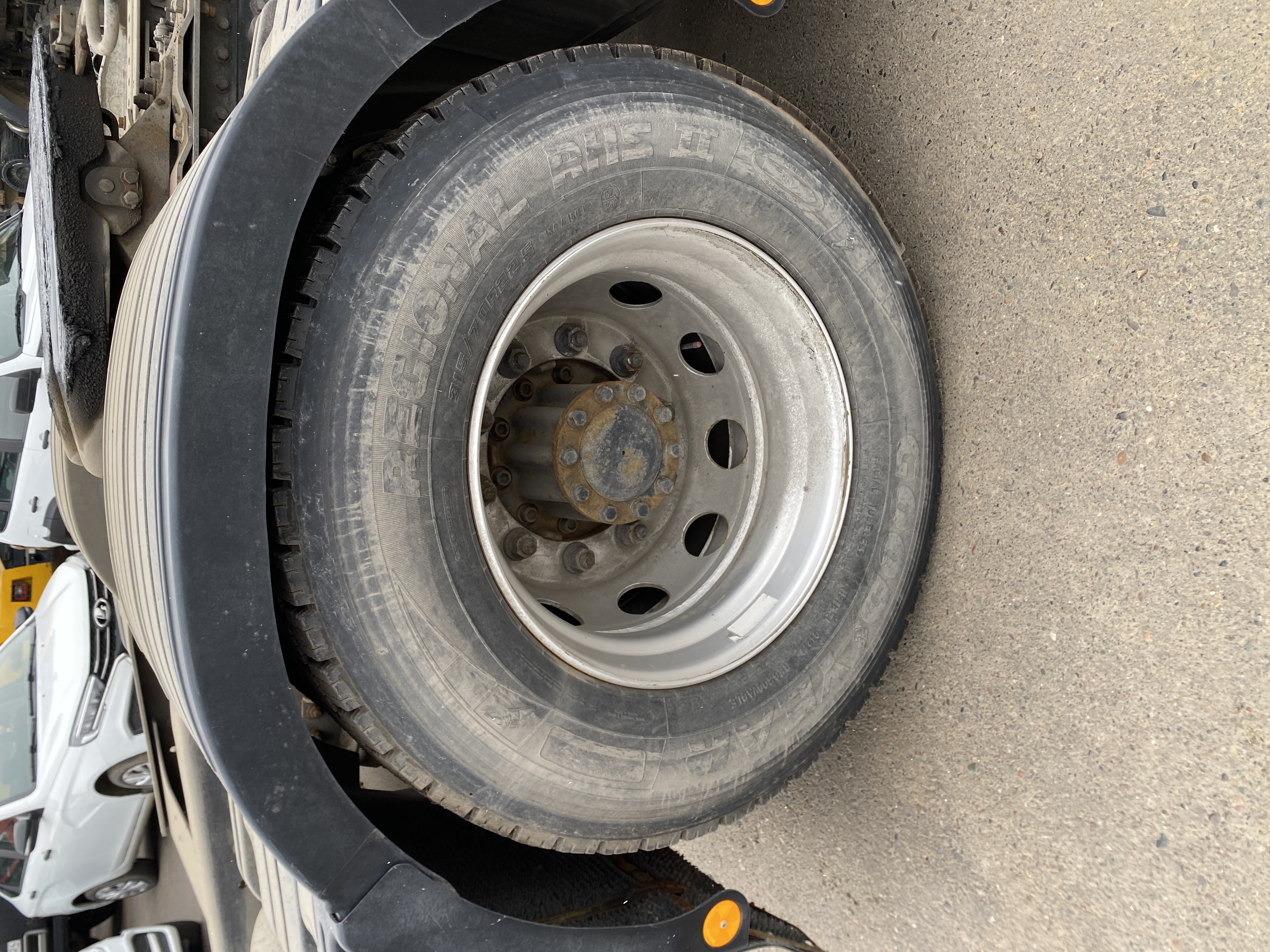 Foton AUMAN 4x2 Седельный тягач 2023 г. - фото 20