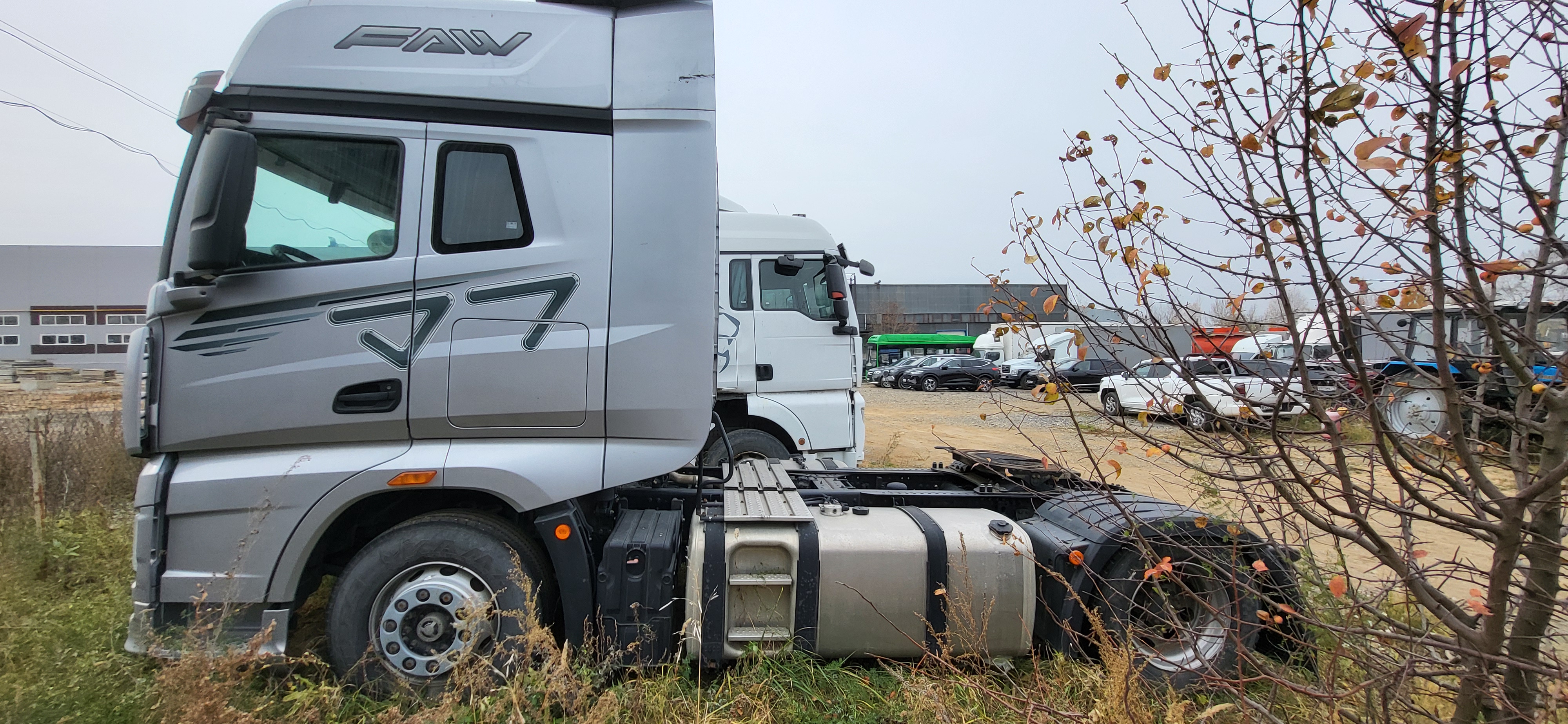 FAW J7 4x2 Седельный тягач 2023 г. - фото 5