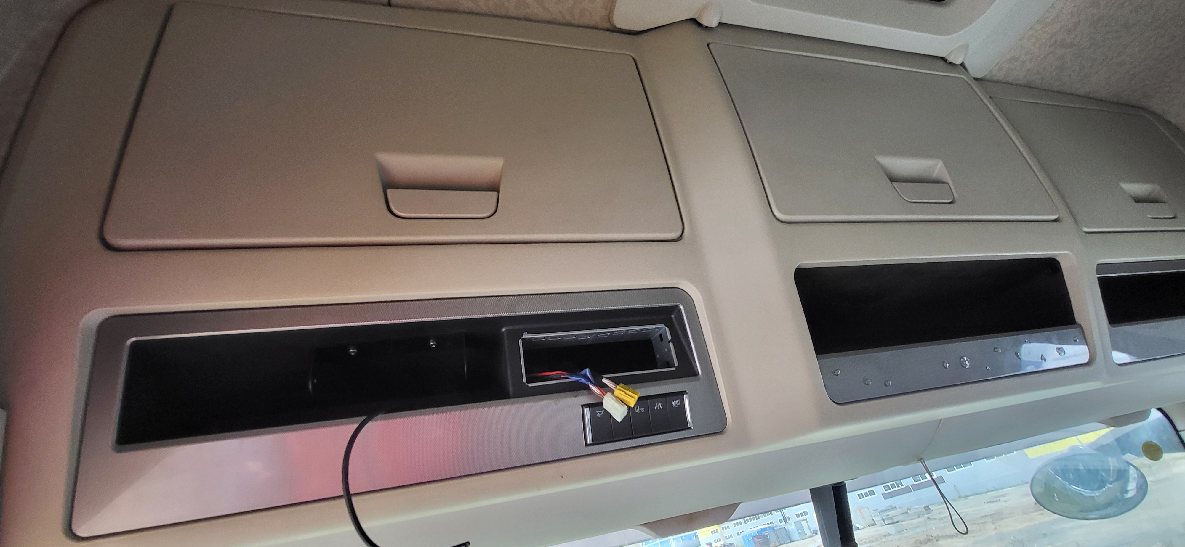 FAW J7 4x2 Седельный тягач 2023 г. - фото 12