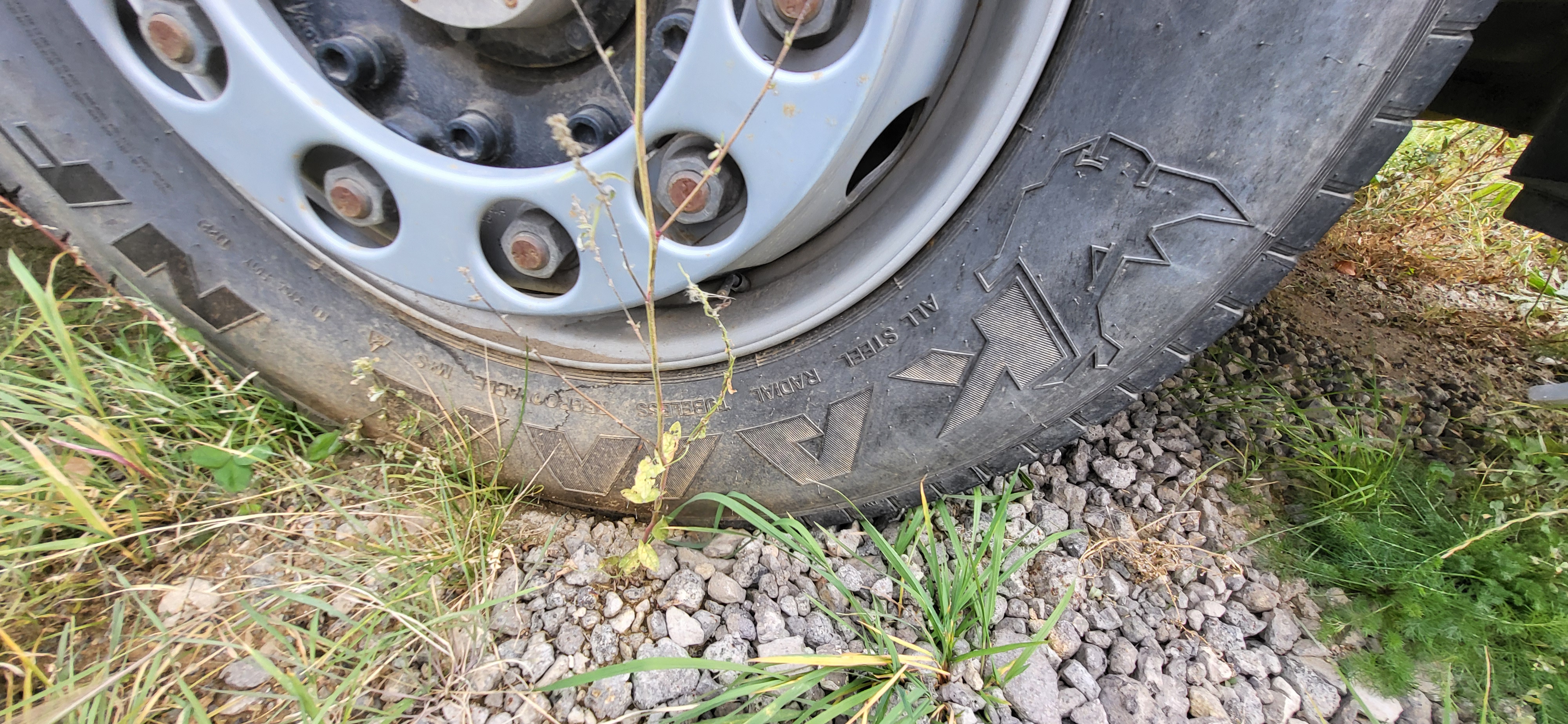 FAW J7 4x2 Седельный тягач 2023 г. - фото 19