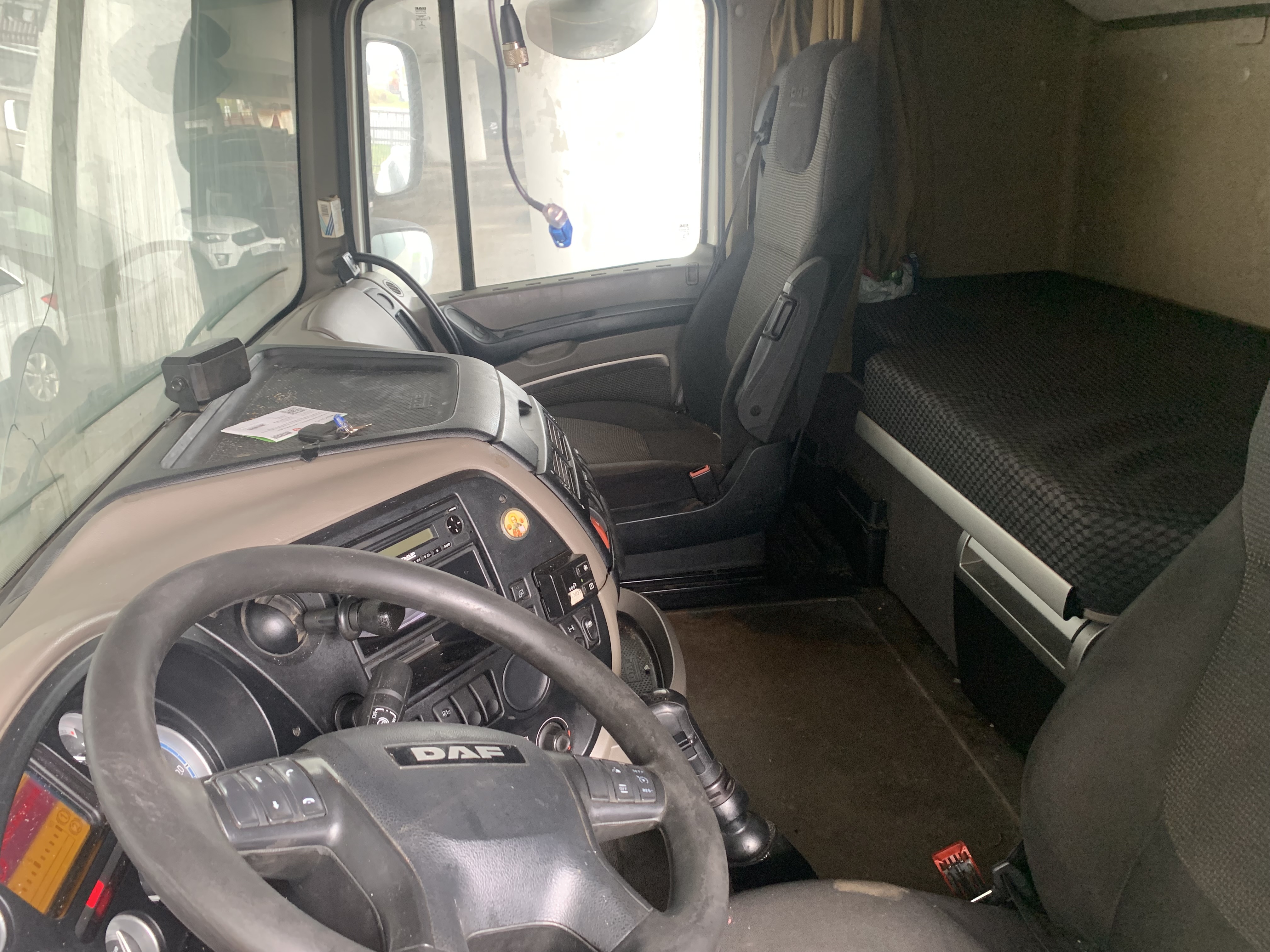 DAF XF 4x2 Седельный тягач 2018 г. - фото 7