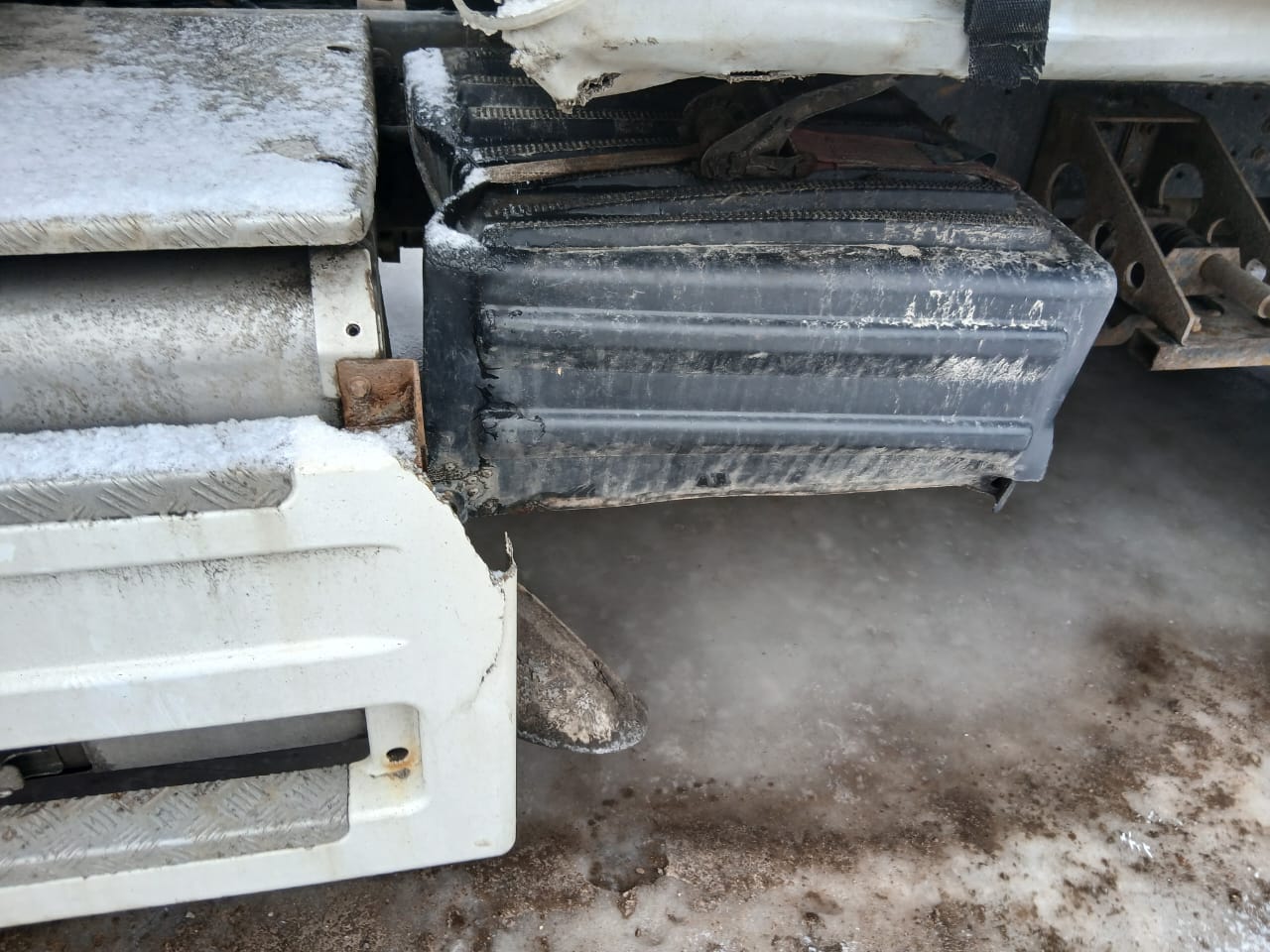 КамАЗ 5490 4x2 Седельный тягач 2017 г. - фото 10