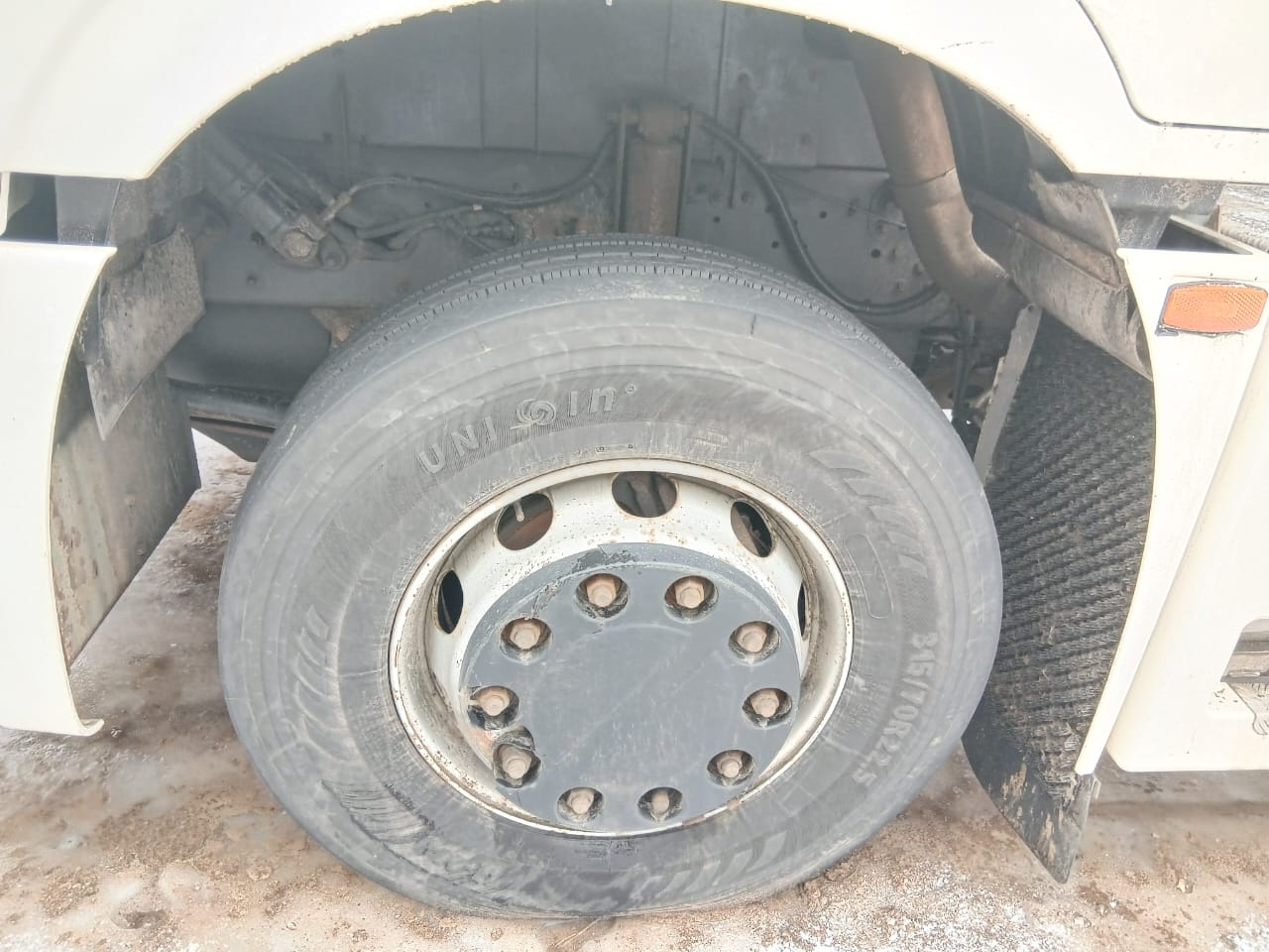 КамАЗ 5490 4x2 Седельный тягач 2017 г. - фото 11