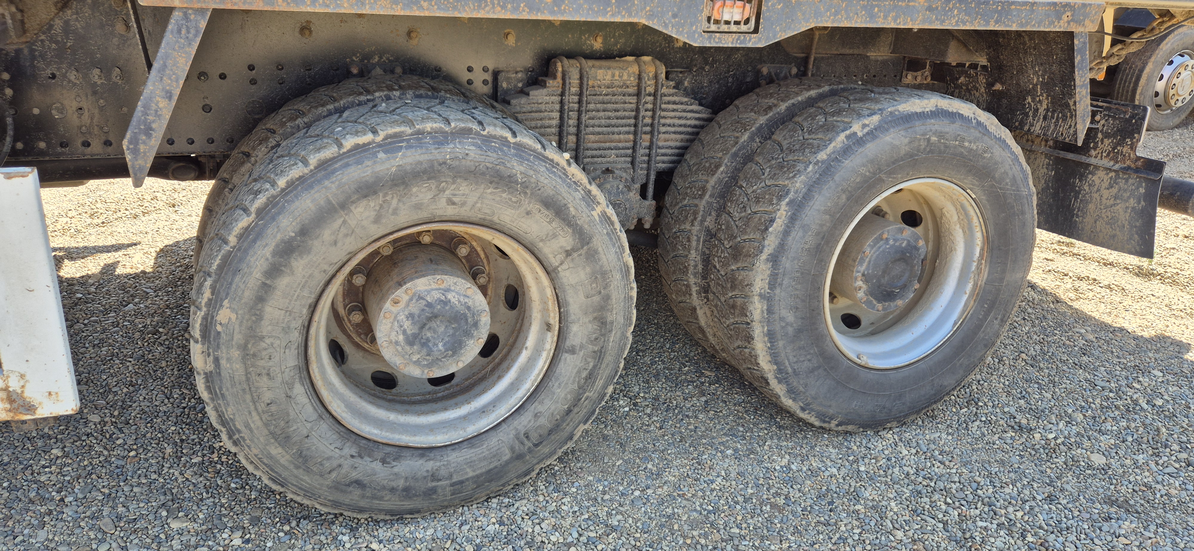 Shacman (Shaanxi) SX* 8x4 Самосвал 2022 г. - фото 9