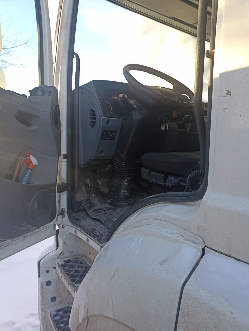 КамАЗ 5490 4x2 Седельный тягач 2018 г. - фото 8