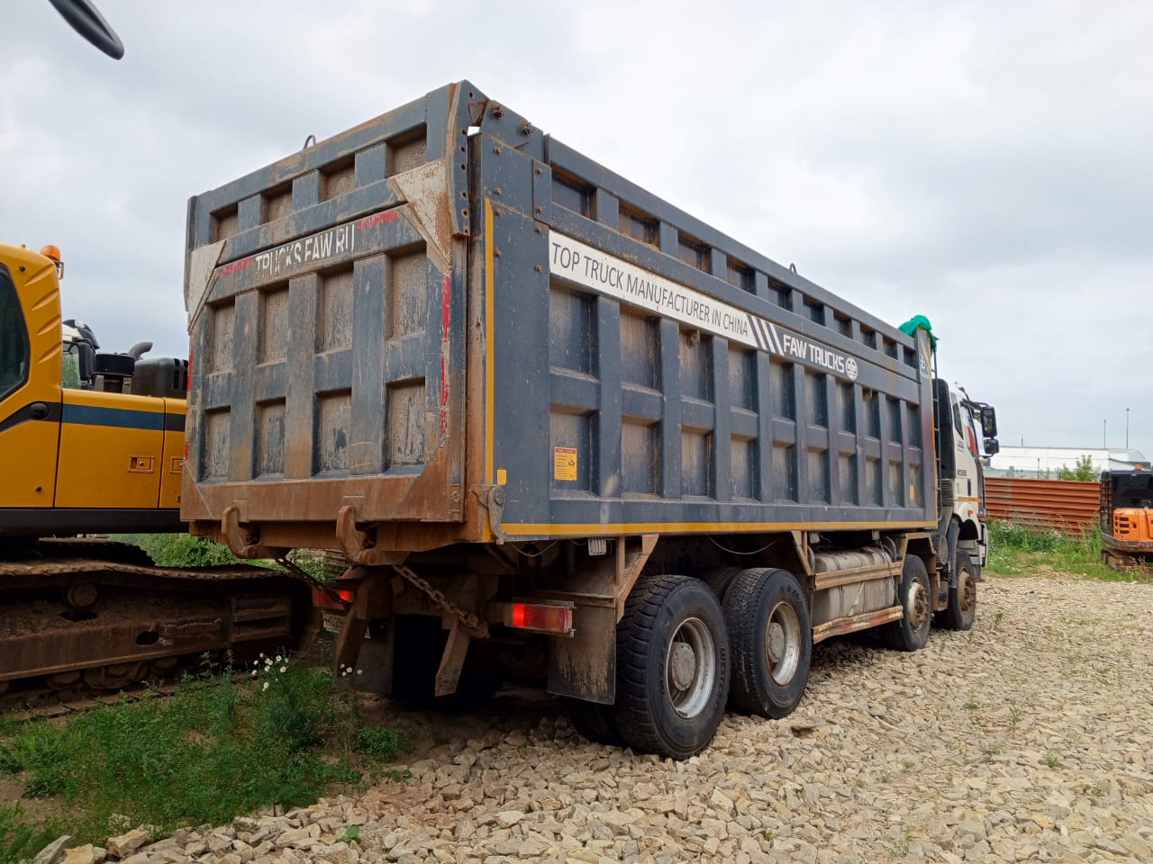 FAW CA 3310 8x4 Самосвал_не актуально 2022 г. - фото 4