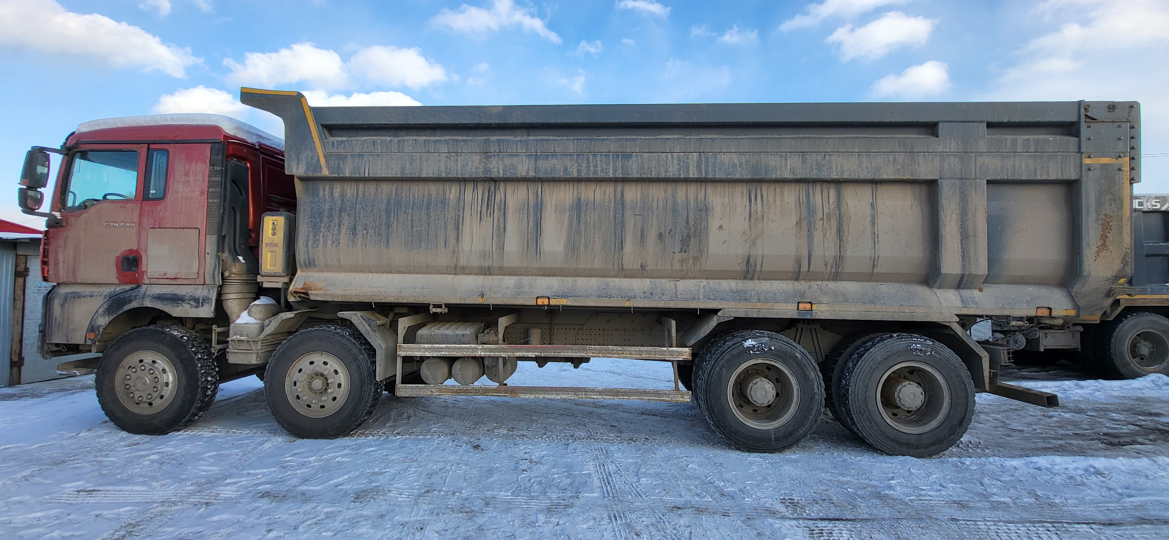 SITRAK C7H 8x4 Самосвал 2023 г. - фото 5