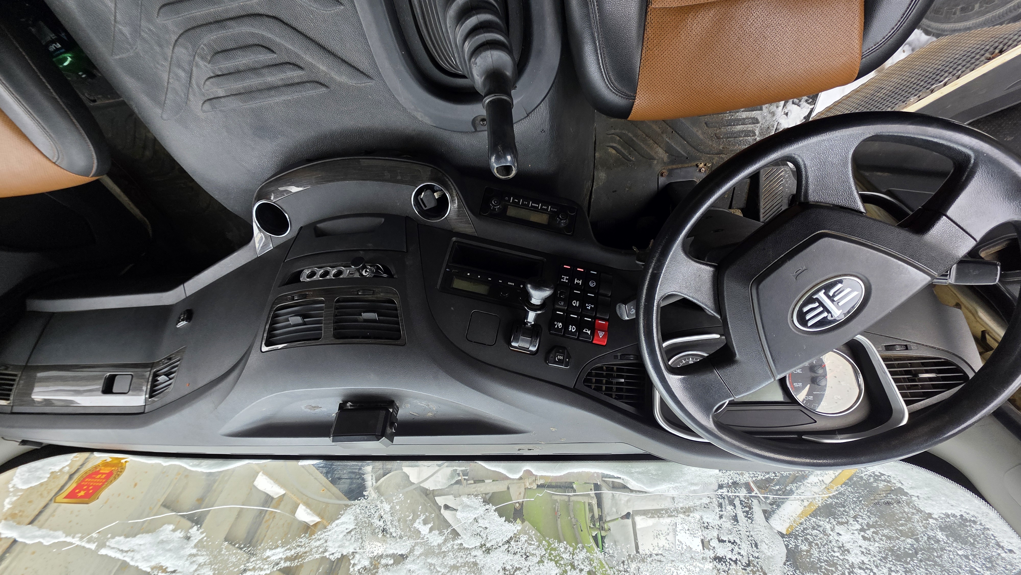 Автомастер 6589* на шасси FAW CA 3310 8x4 Самосвал 2022 г. - фото 10