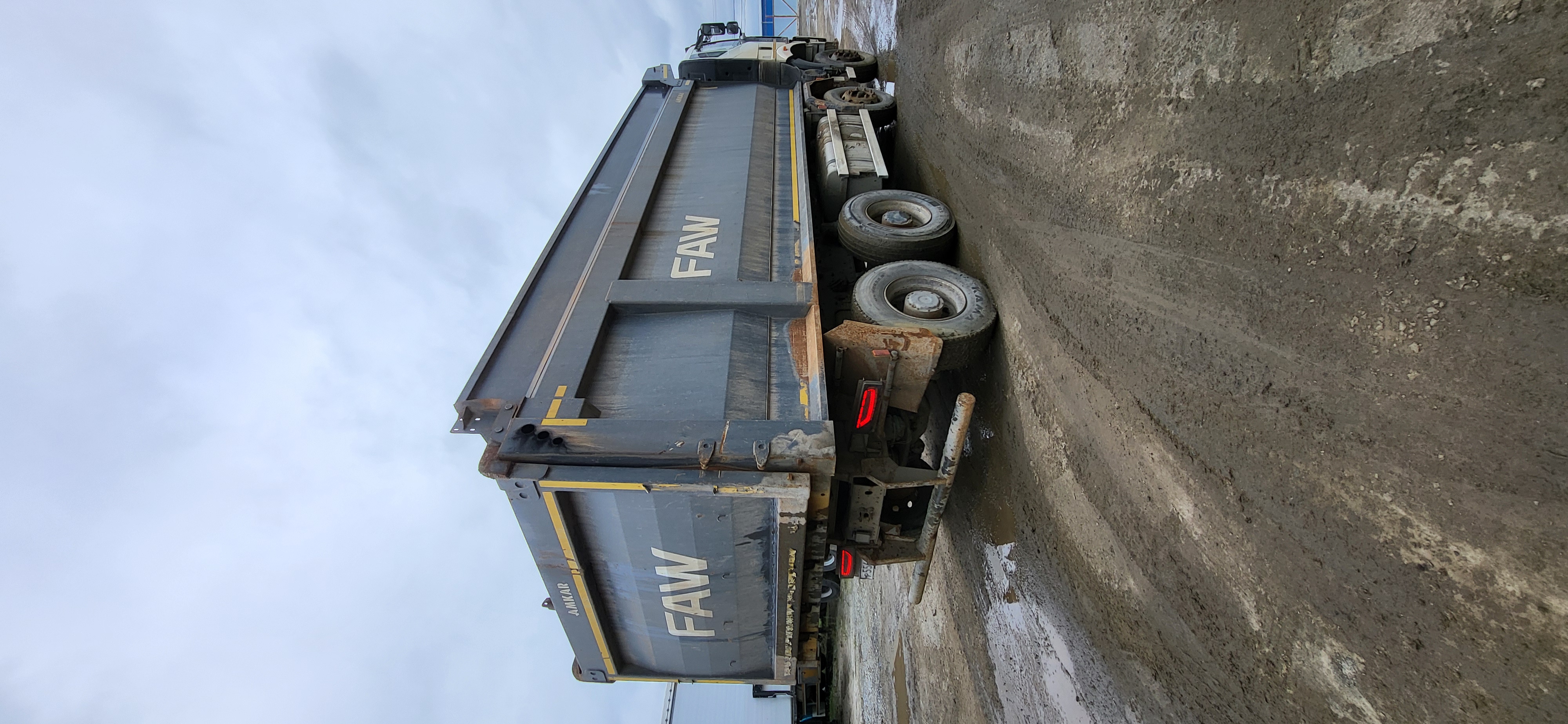 Автомастер 6589* на шасси FAW CA 3310 8x4 Самосвал 2022 г. - фото 7