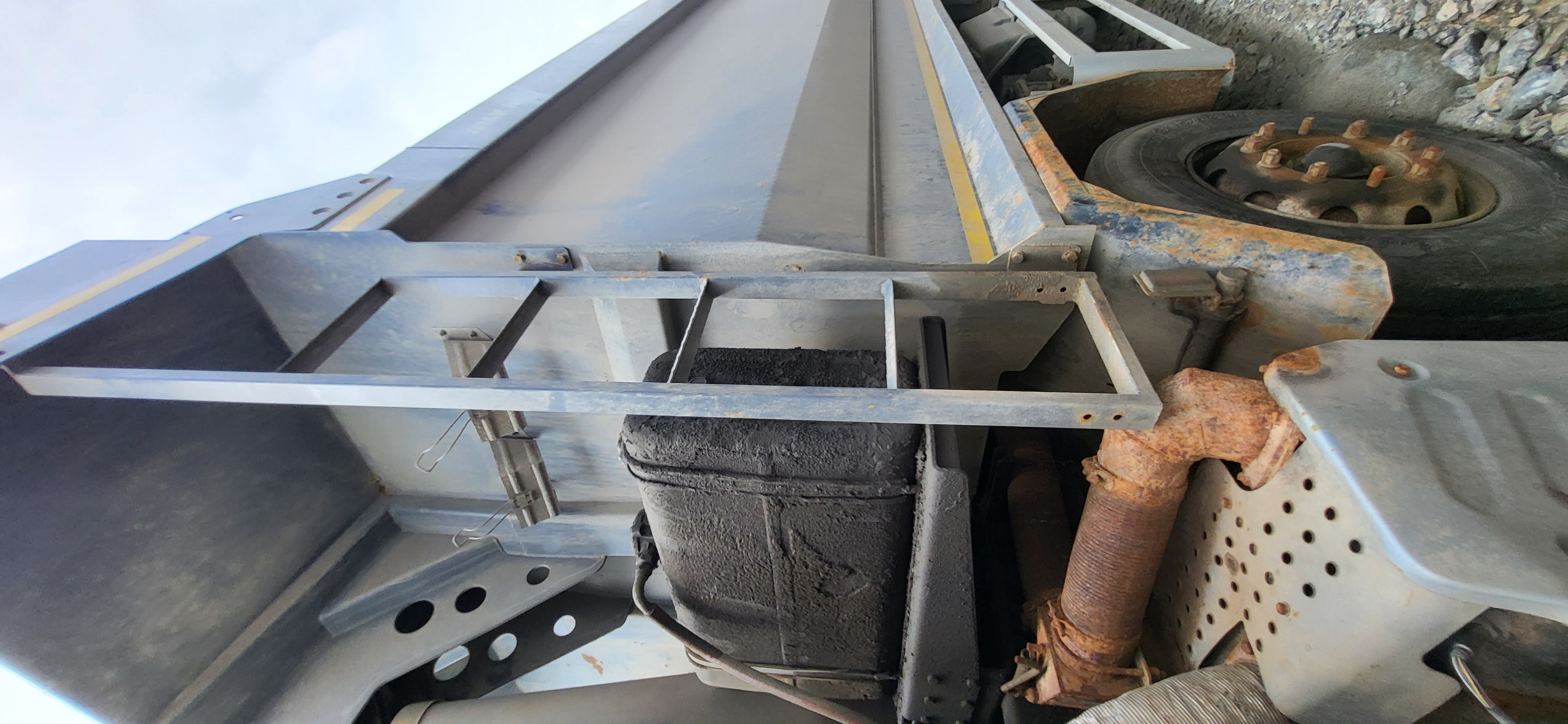 Автомастер 6589* на шасси FAW CA 3310 8x4 Самосвал 2022 г. - фото 3