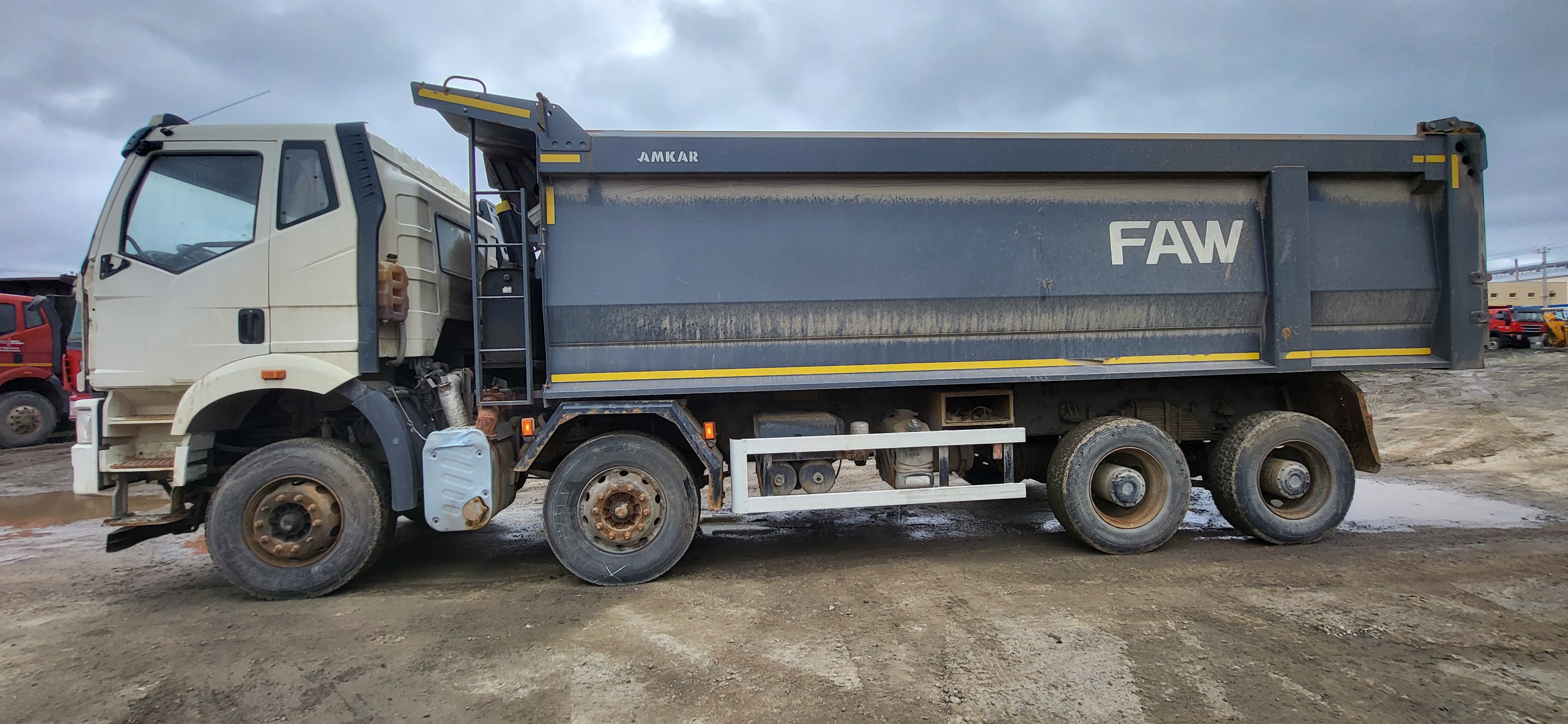 Автомастер 6589* на шасси FAW CA 3310 8x4 Самосвал 2022 г. - фото 4