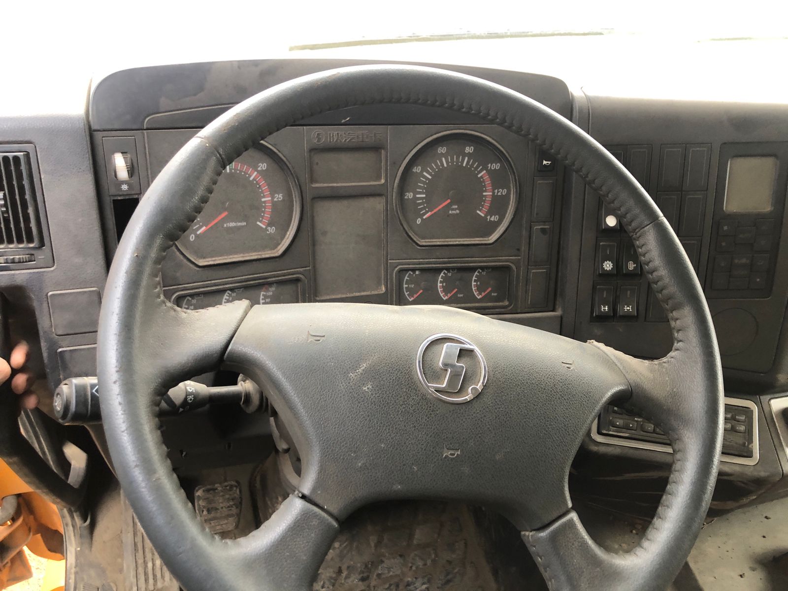 Shacman (Shaanxi) SX* 6x4 Самосвал 2021 г. - фото 11