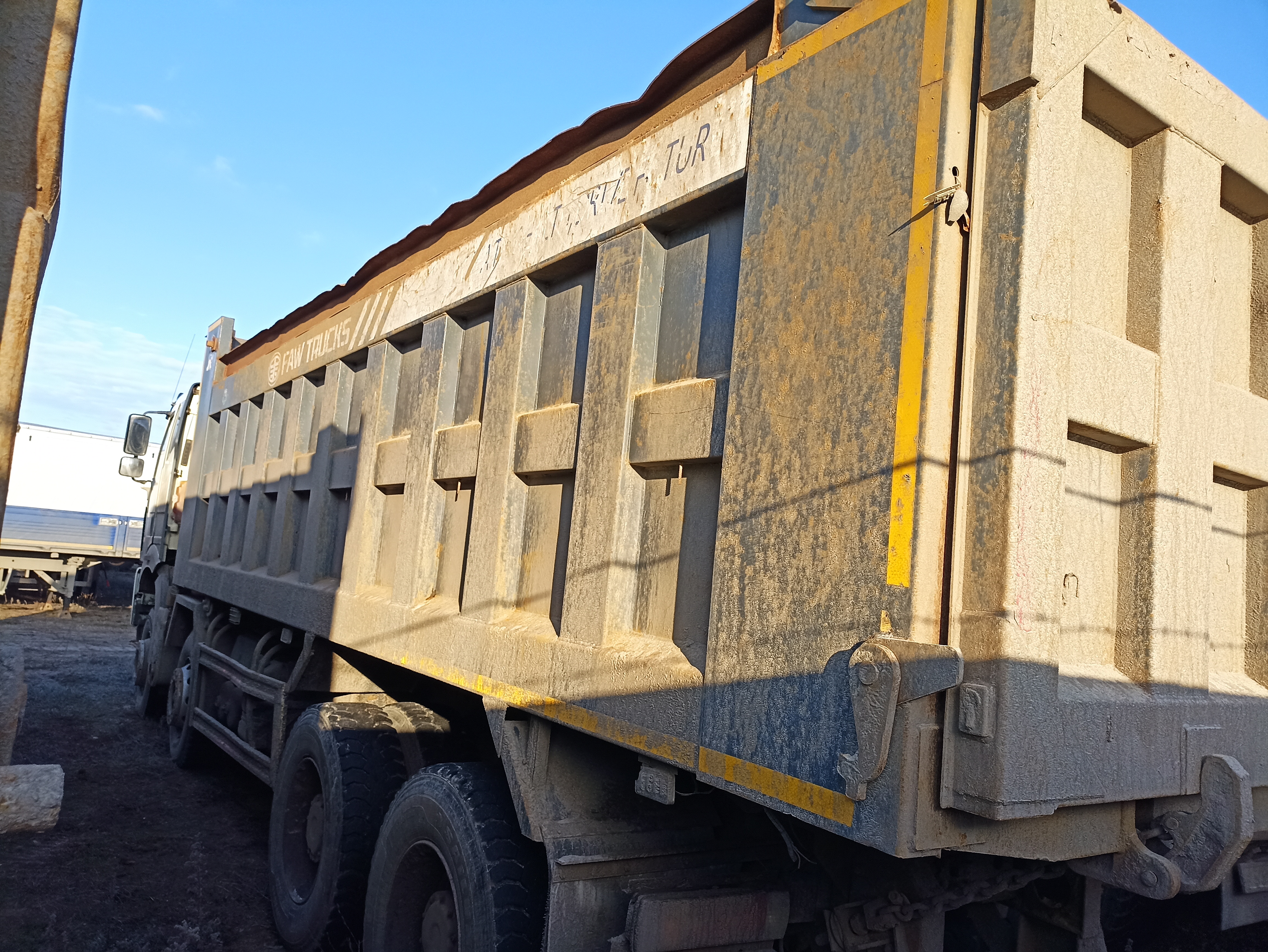 FAW J6 8x4 Самосвал 2022 г. - фото 5