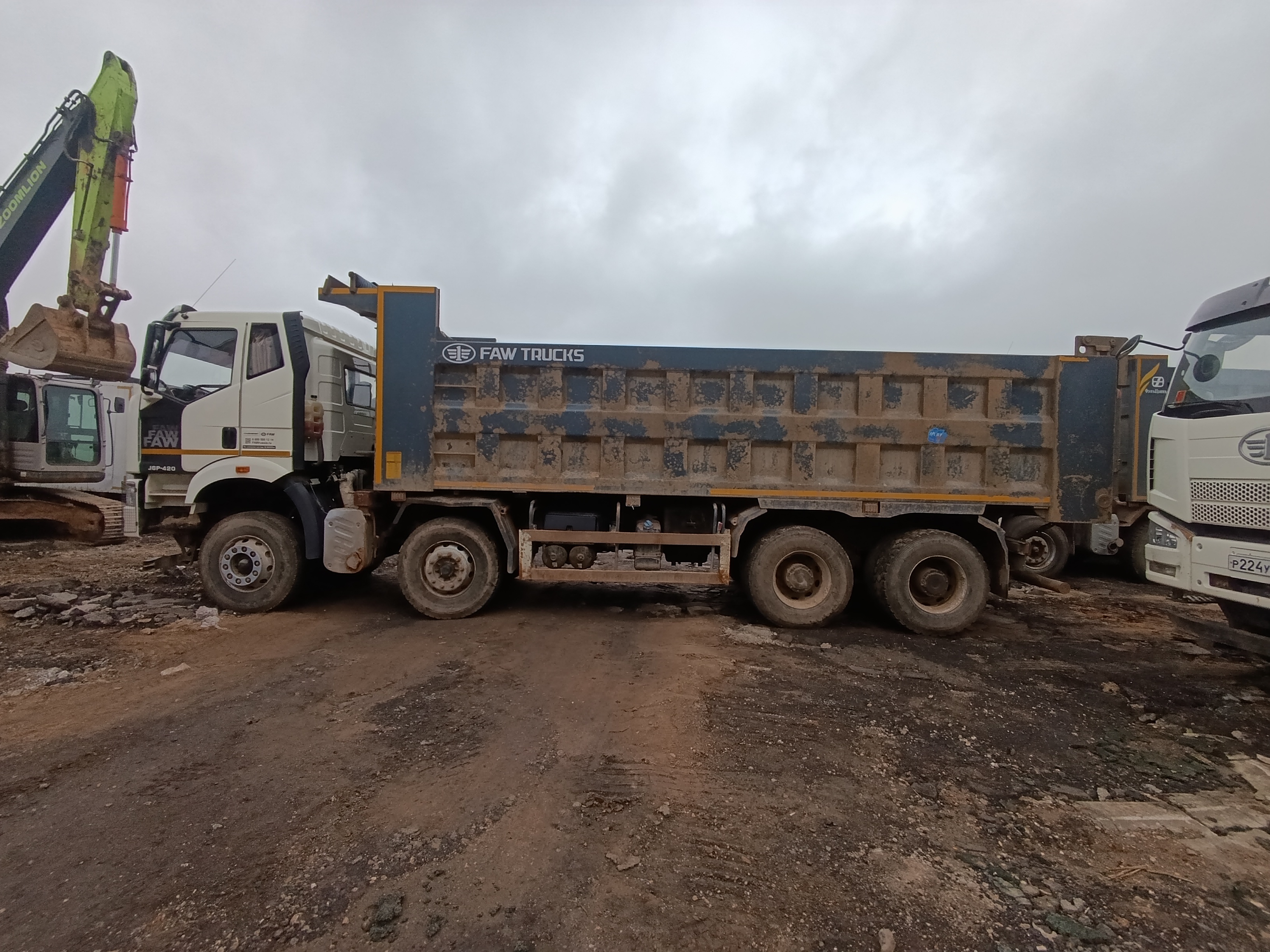 FAW CA 3310 8x4 Самосвал_не актуально 2023 г. - фото 4