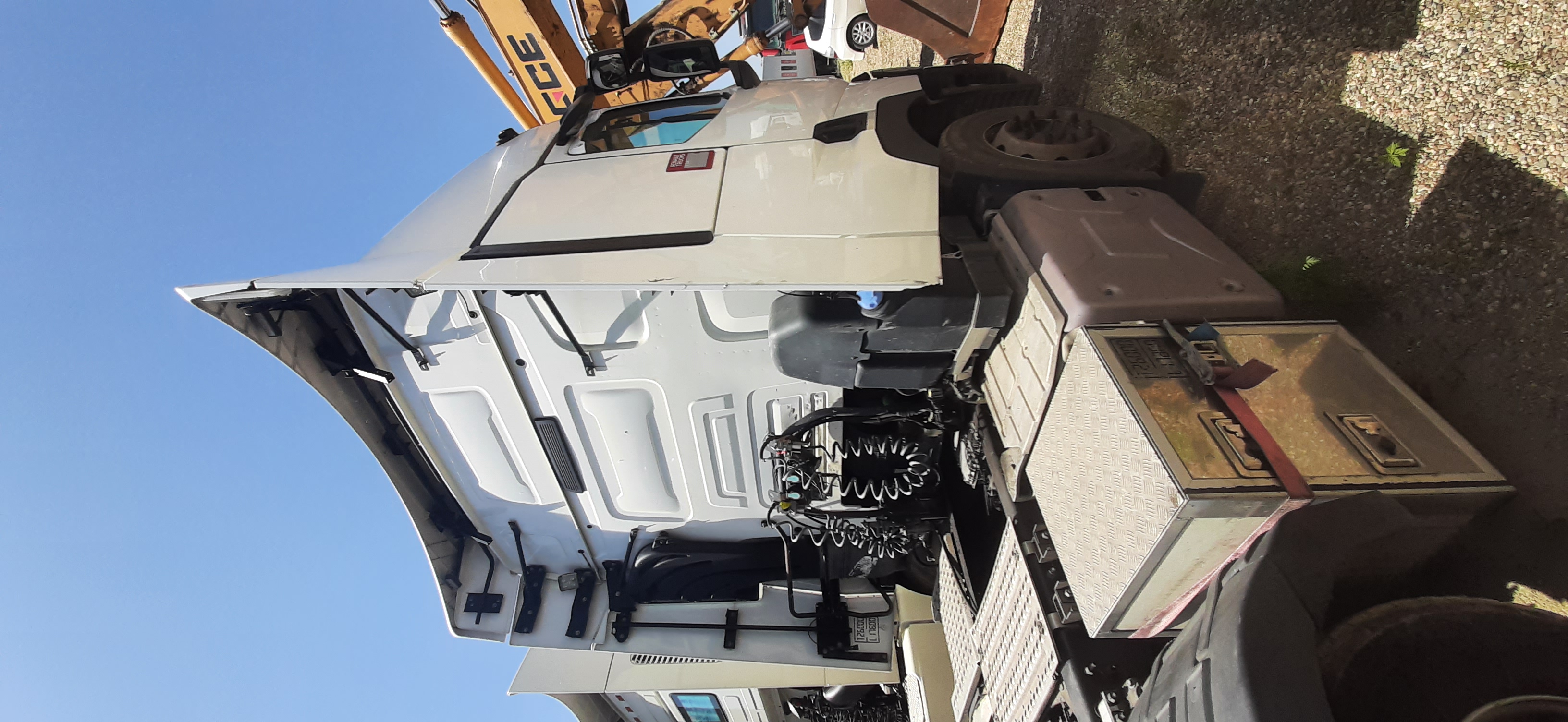 Renault T 6x2 Седельный тягач 2016 г. - фото 15