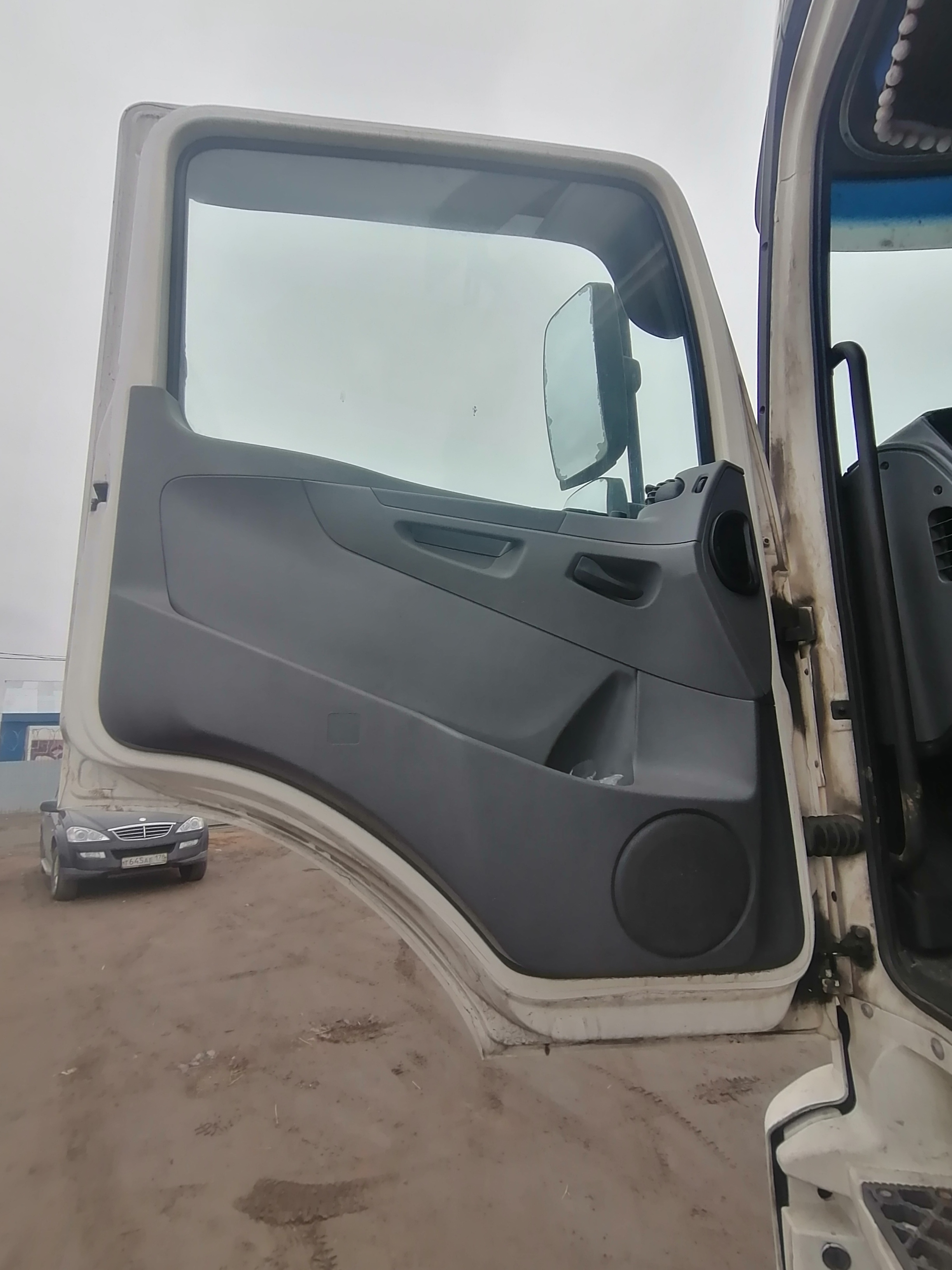 КамАЗ 5490 4x2 Седельный тягач 2018 г. - фото 9