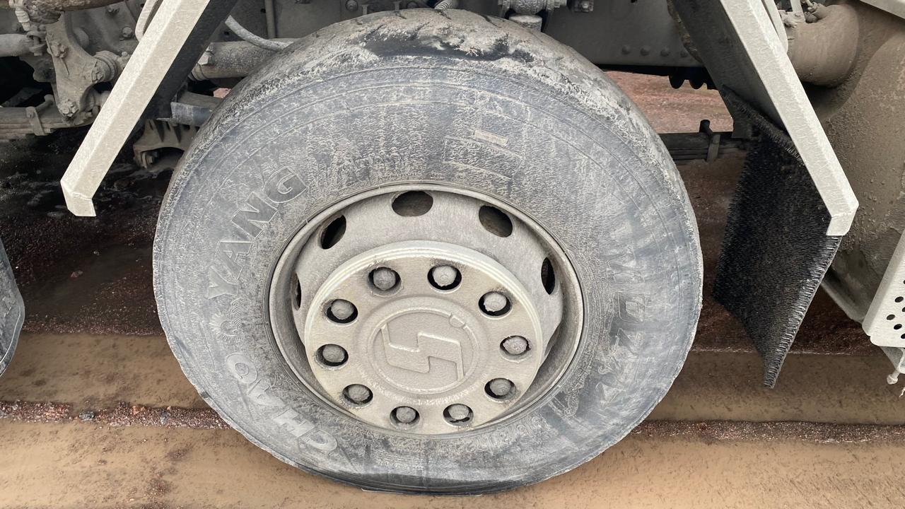 Shacman (Shaanxi) SX* 8x4 Автобетоносмеситель 2022 г. - фото 9