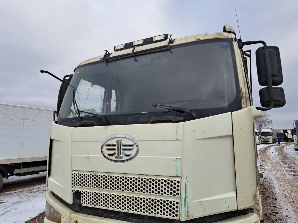 FAW CA 3310 8x4 Самосвал_не актуально 2023 г. - фото 2