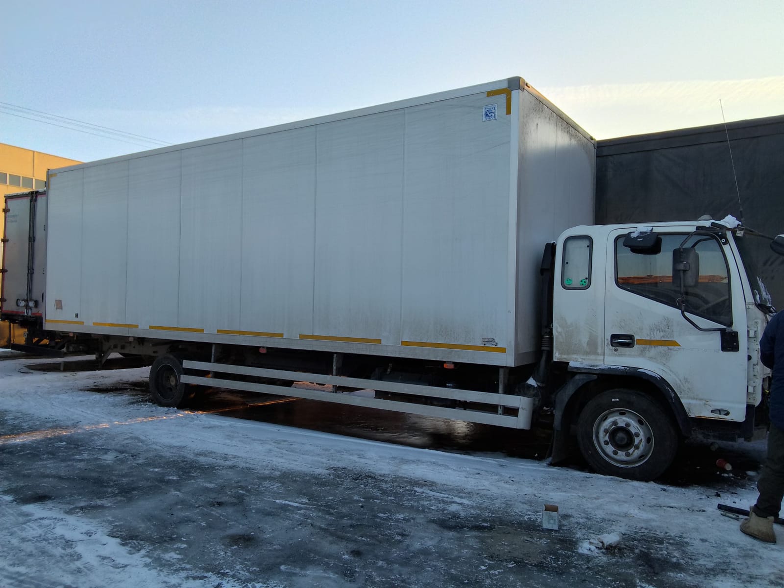 Автомеханический Завод 5758* на шасси КамАЗ 43082 4x2 Изотермический/рефрижератор 2023 г. - фото 7