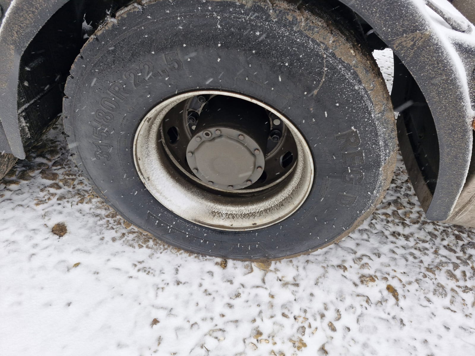 Shacman (Shaanxi) SX* 6x4 Седельный тягач 2023 г. - фото 15