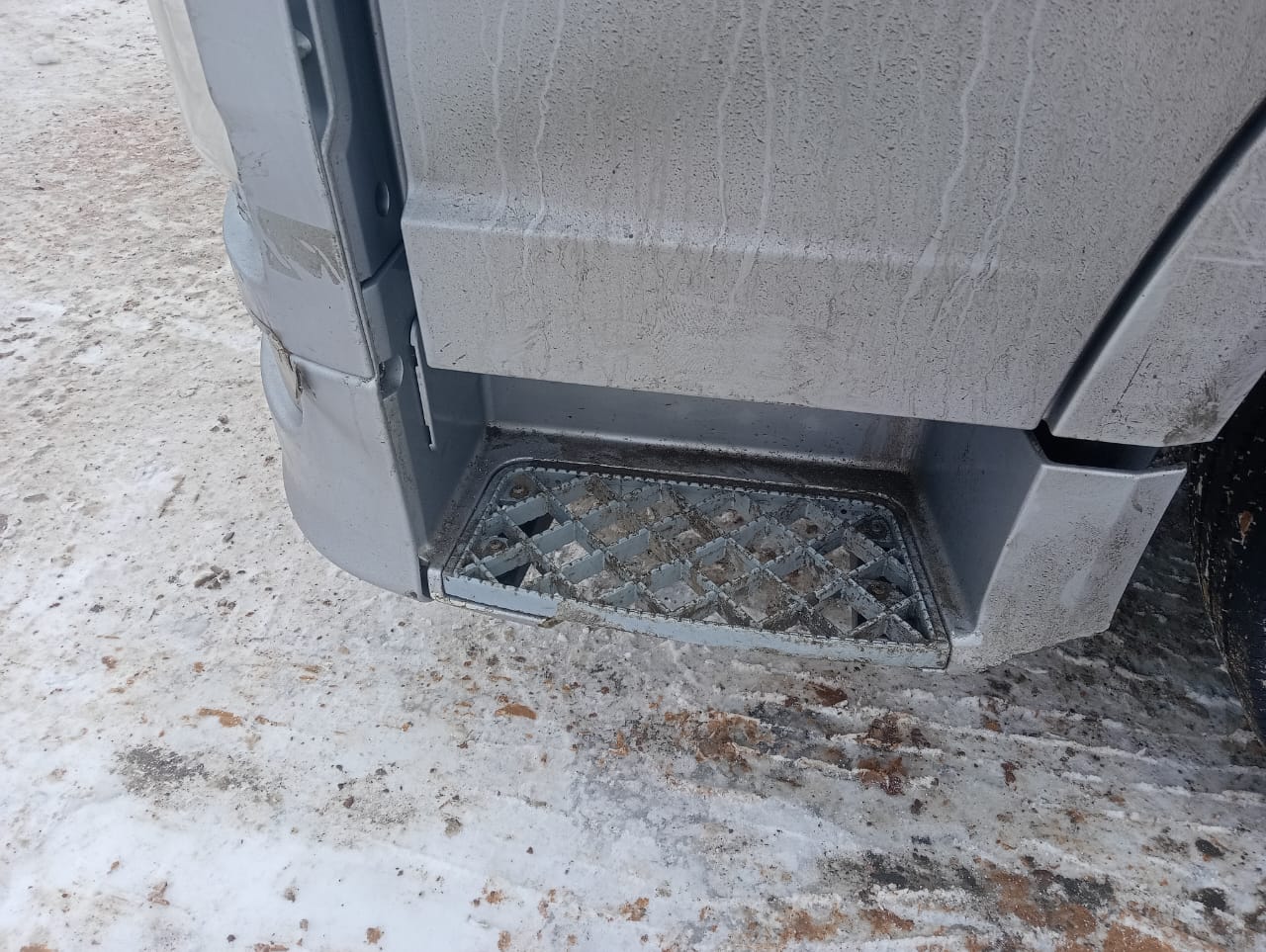 FAW J7 4x2 Седельный тягач 2023 г. - фото 9