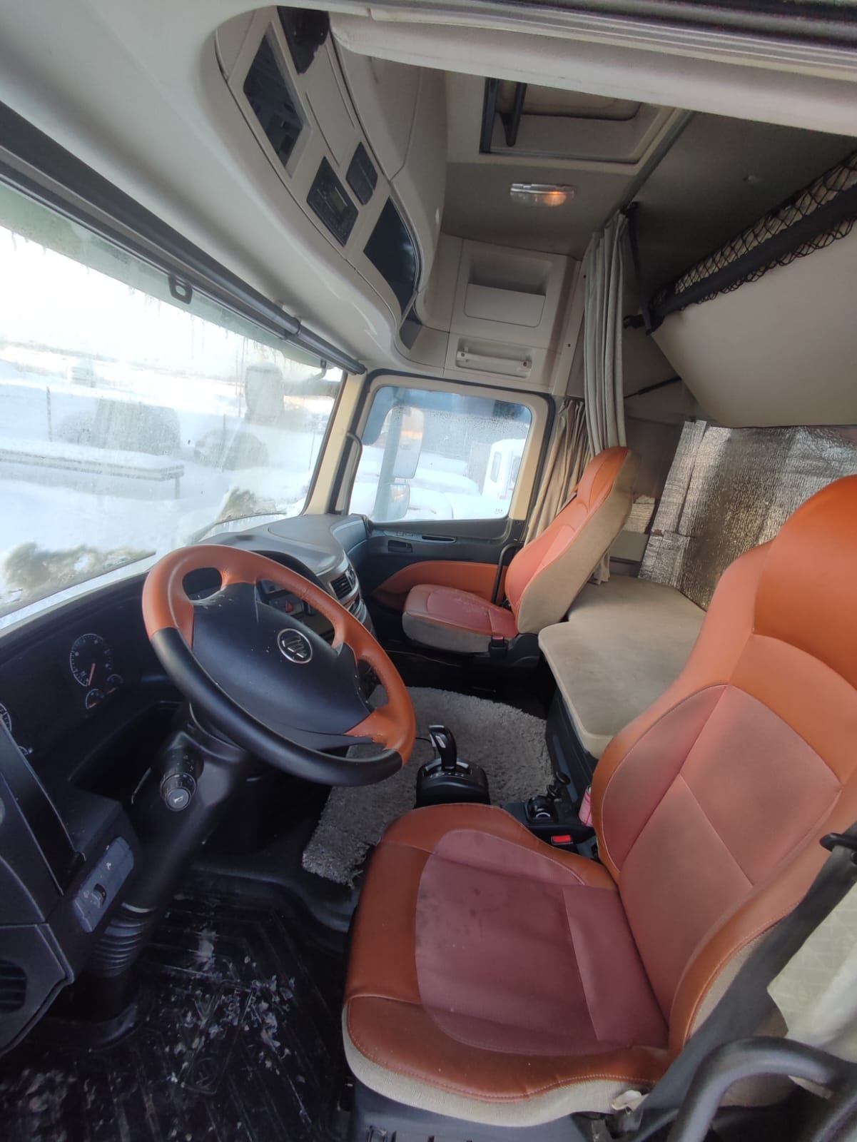 Foton AUMAN 4x2 Седельный тягач 2023 г. - фото 7