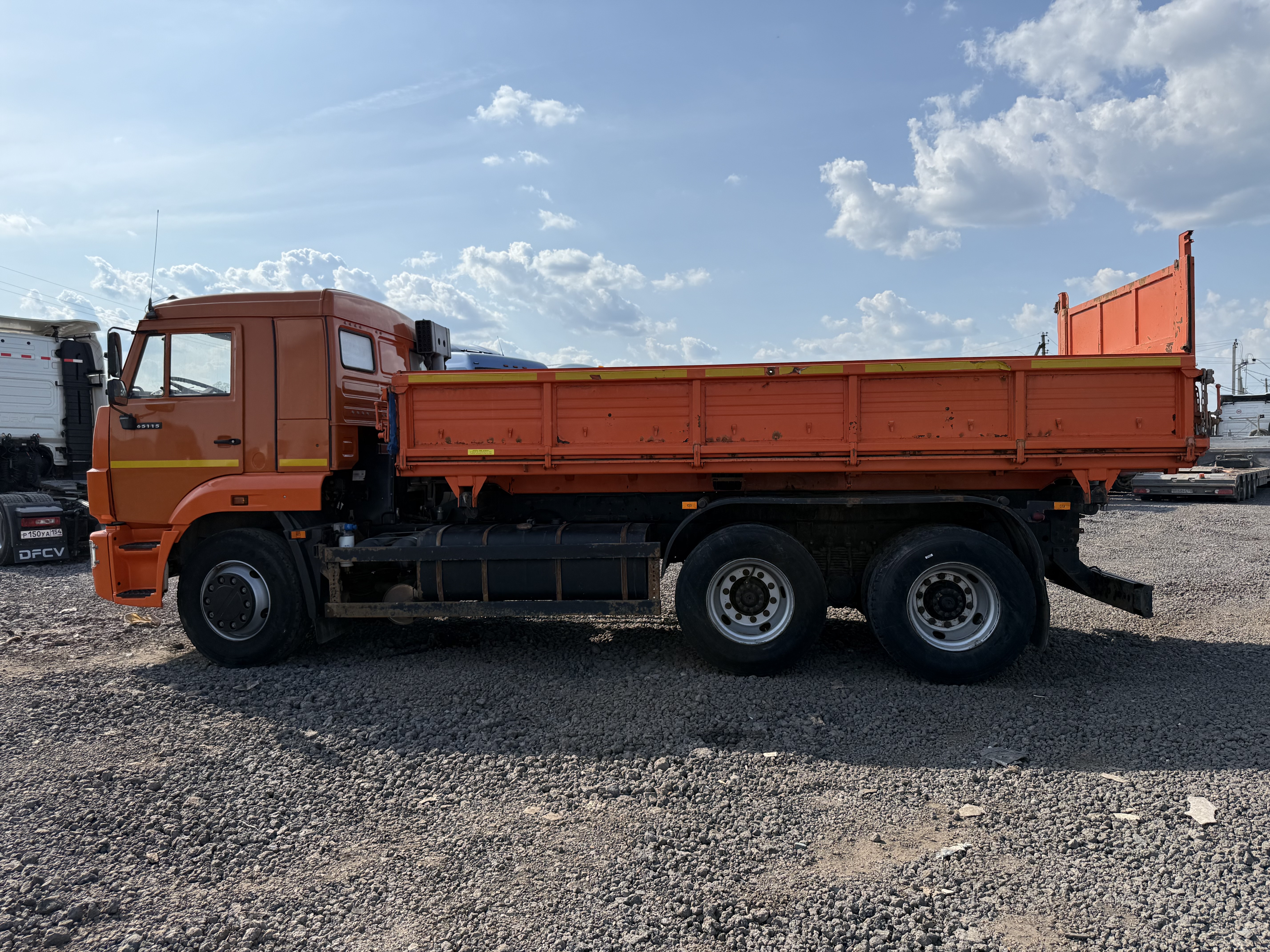 НефАЗ 4514* на шасси КамАЗ 65115 6x4 Самосвал 2022 г. - фото 3