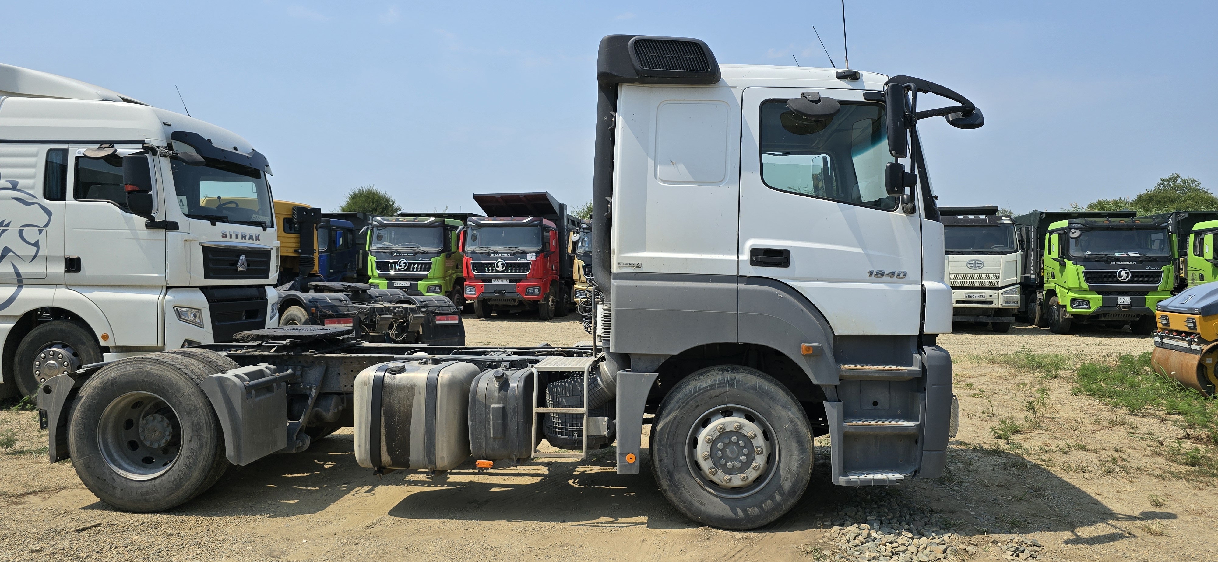 Mercedes-Benz AXOR 4x2 Седельный тягач 2017 г. - фото 3