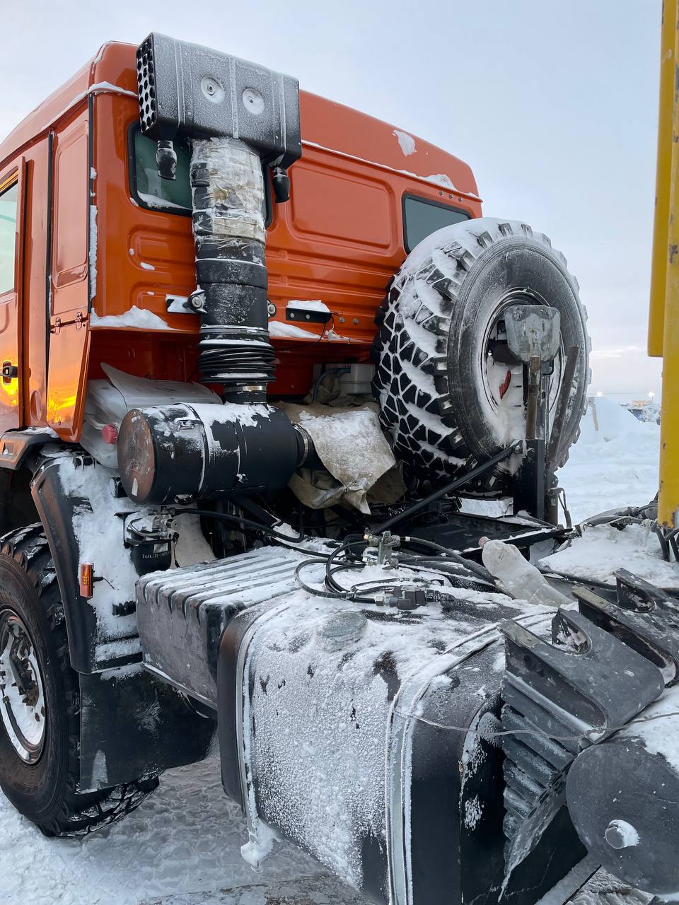 КамАЗ 44108 6x6 Седельный тягач 2023 г. - фото 4