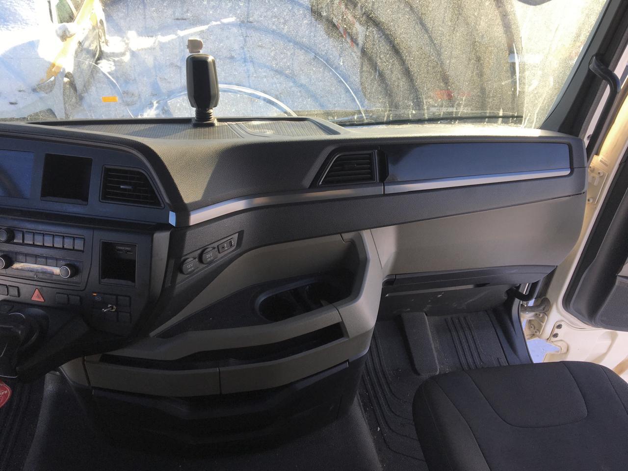 MAN TGX 4X2 Седельный тягач 2021 г. - фото 6