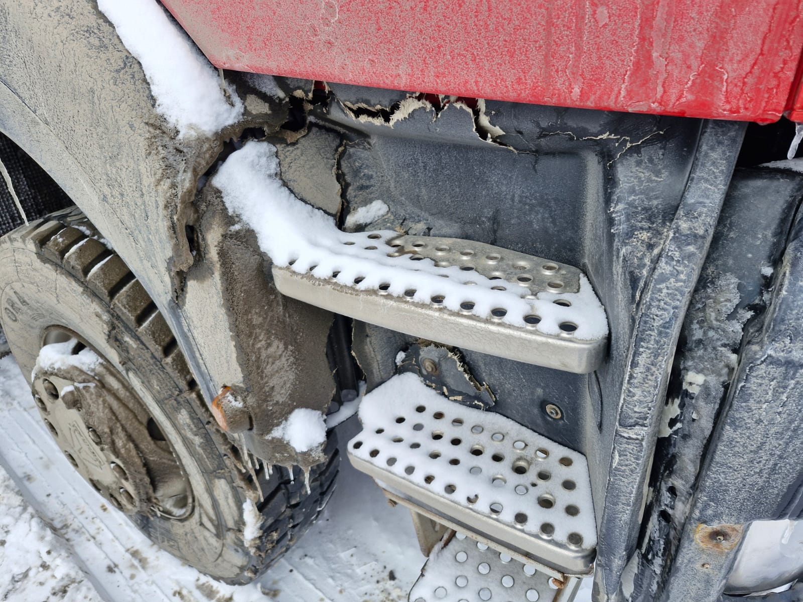 Howo T5G 8x4 Самосвал 2023 г. - фото 10