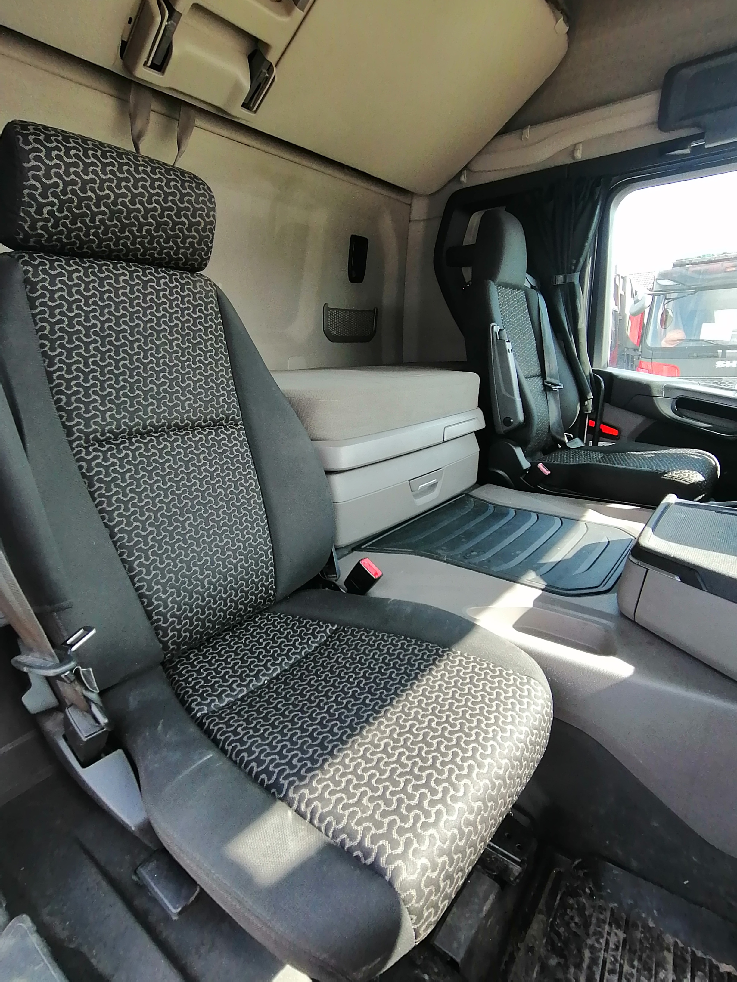 Scania G 4x2 Седельный тягач 2019 г. - фото 16