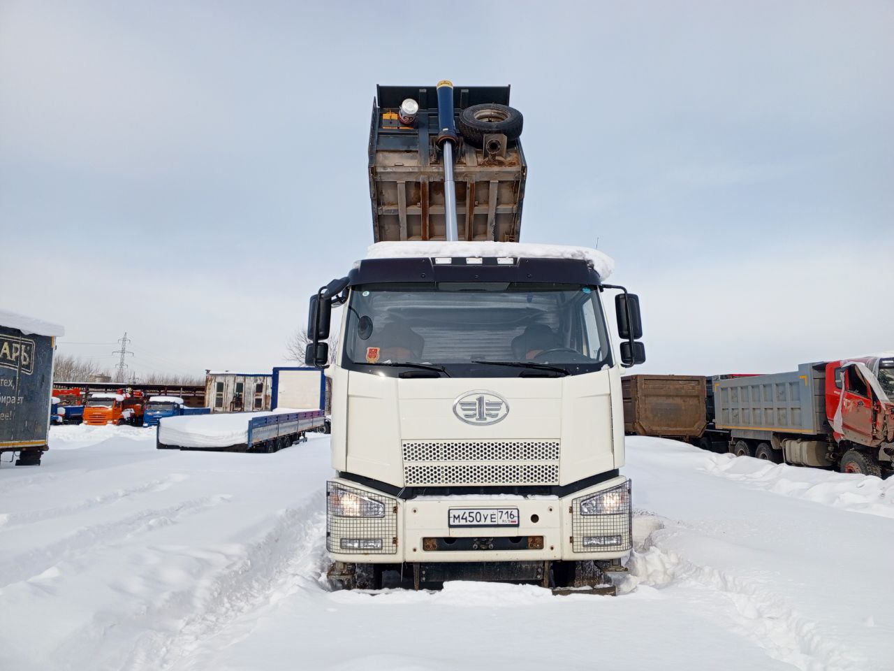 FAW J6 8x4 Самосвал 2023 г.