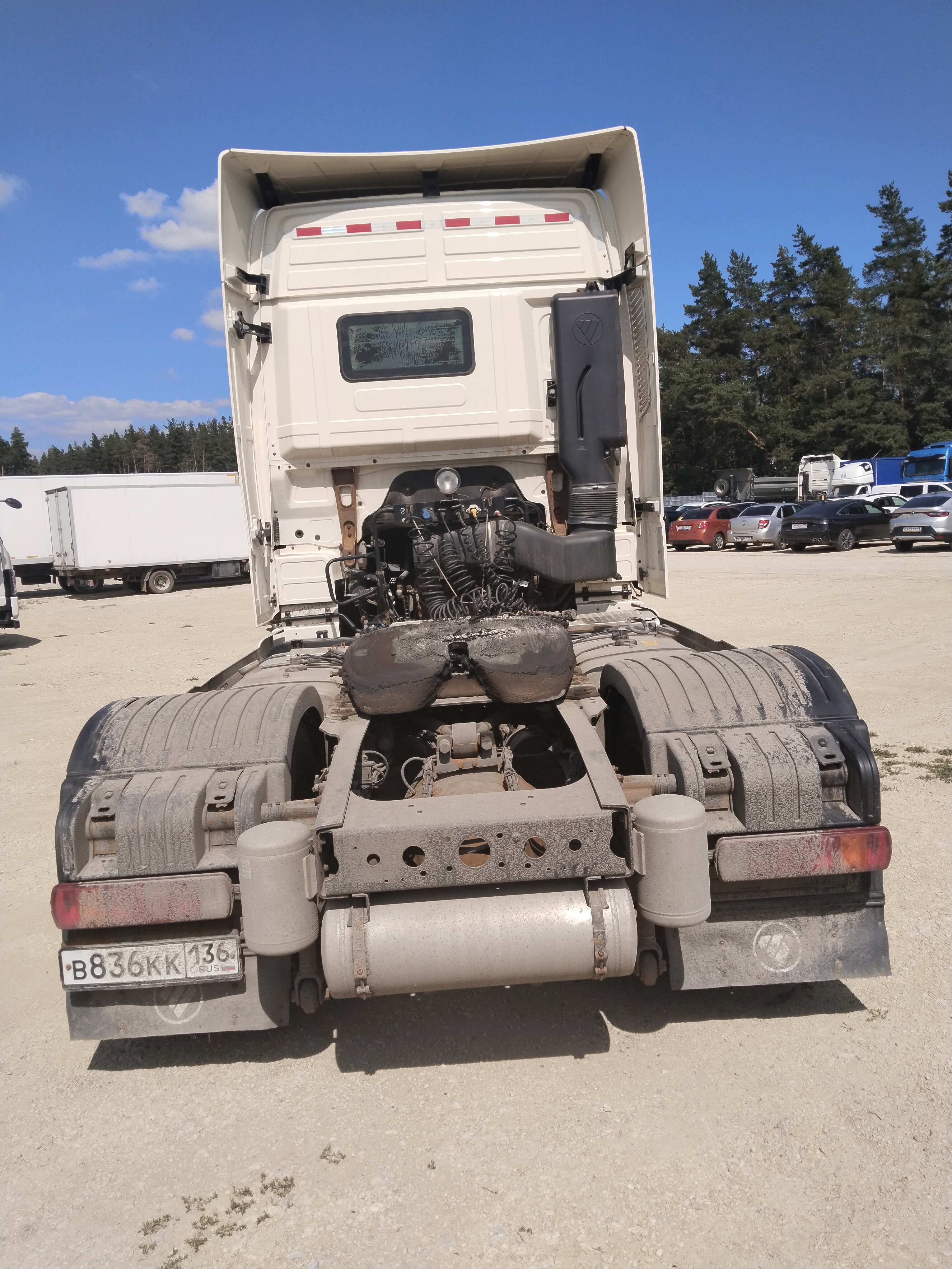 Foton AUMAN 4x2 Седельный тягач 2023 г. - фото 8