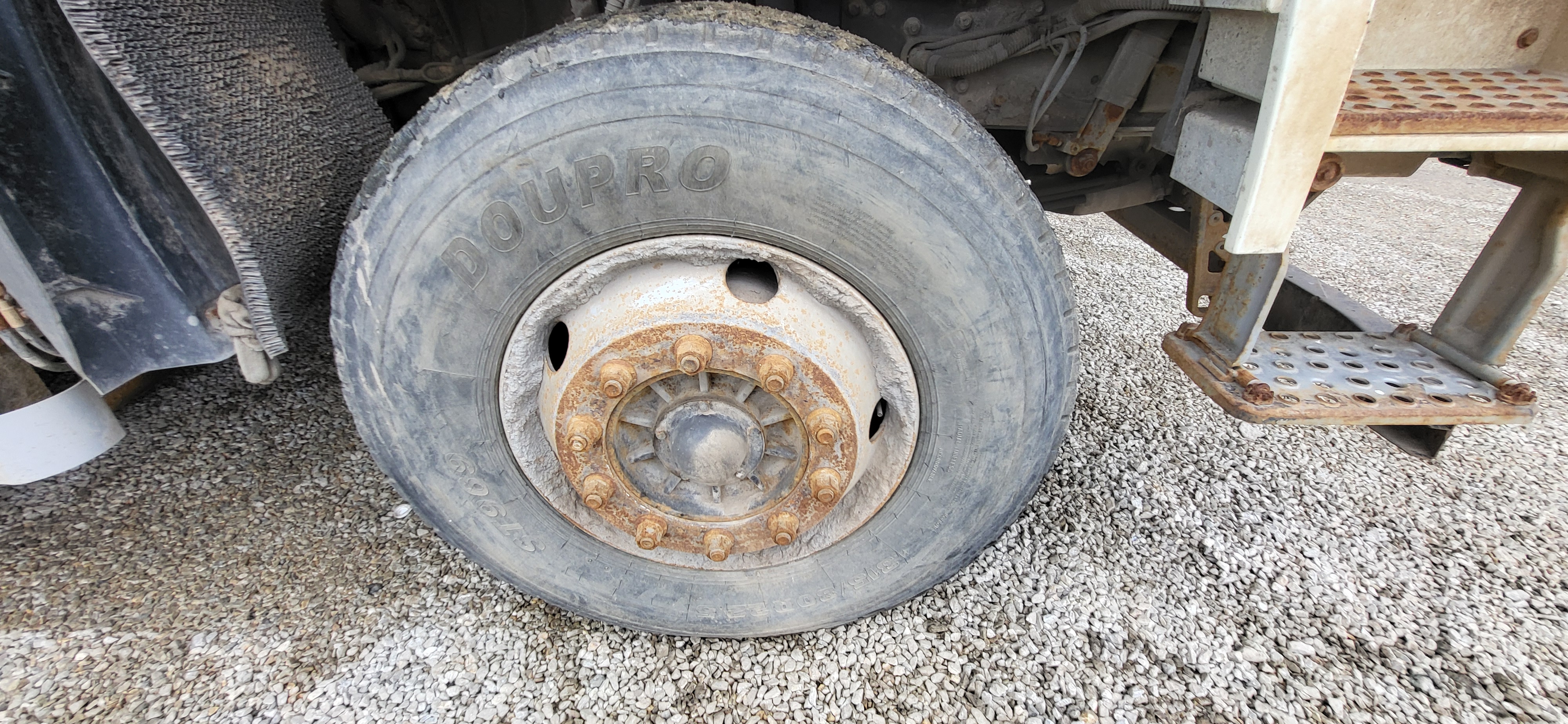 Автомастер 6589* на шасси FAW CA 3310 8x4 Самосвал 2022 г. - фото 9