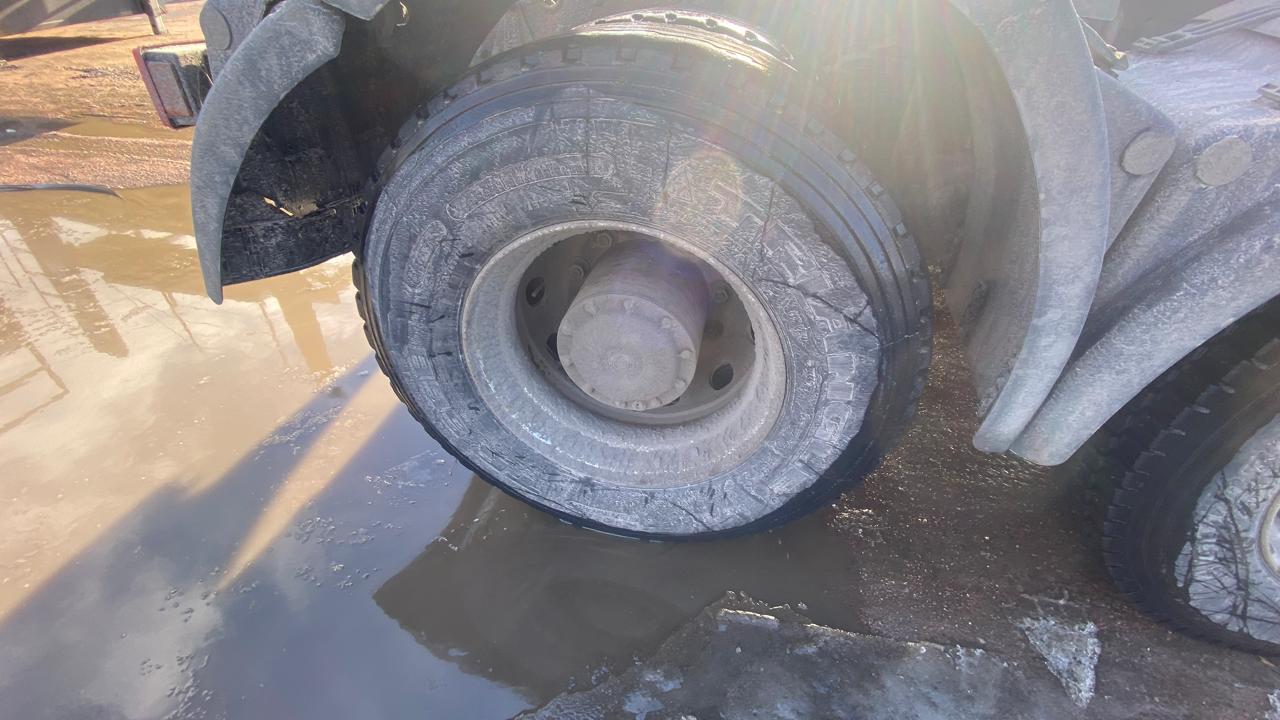 Shacman (Shaanxi) SX* 6x4 Седельный тягач 2022 г. - фото 5