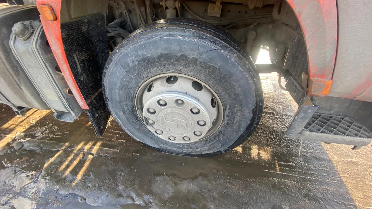 Shacman (Shaanxi) SX* 6x4 Седельный тягач 2022 г. - фото 7