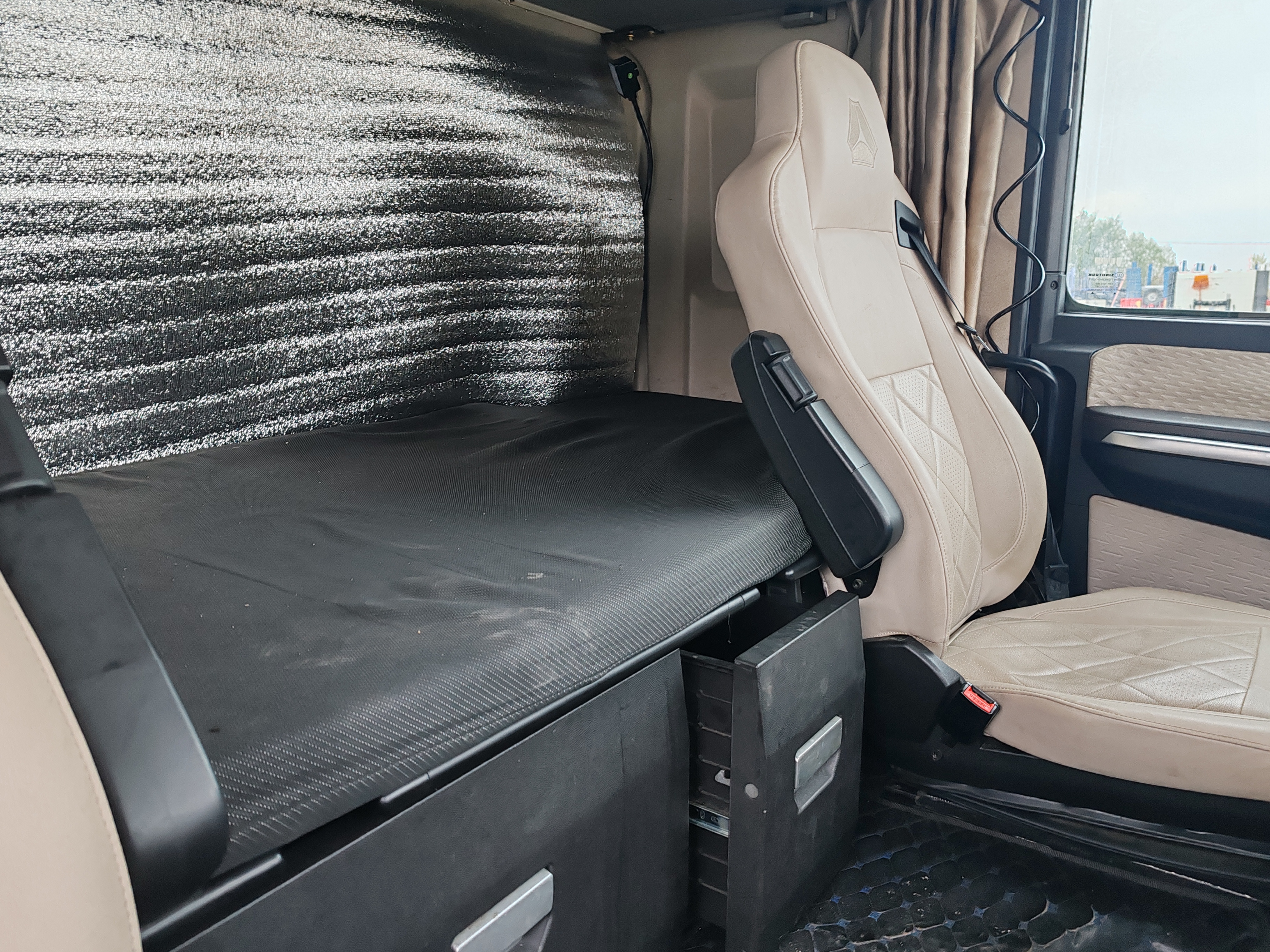 SITRAK C7H 6x4 Седельный тягач 2023 г. - фото 15