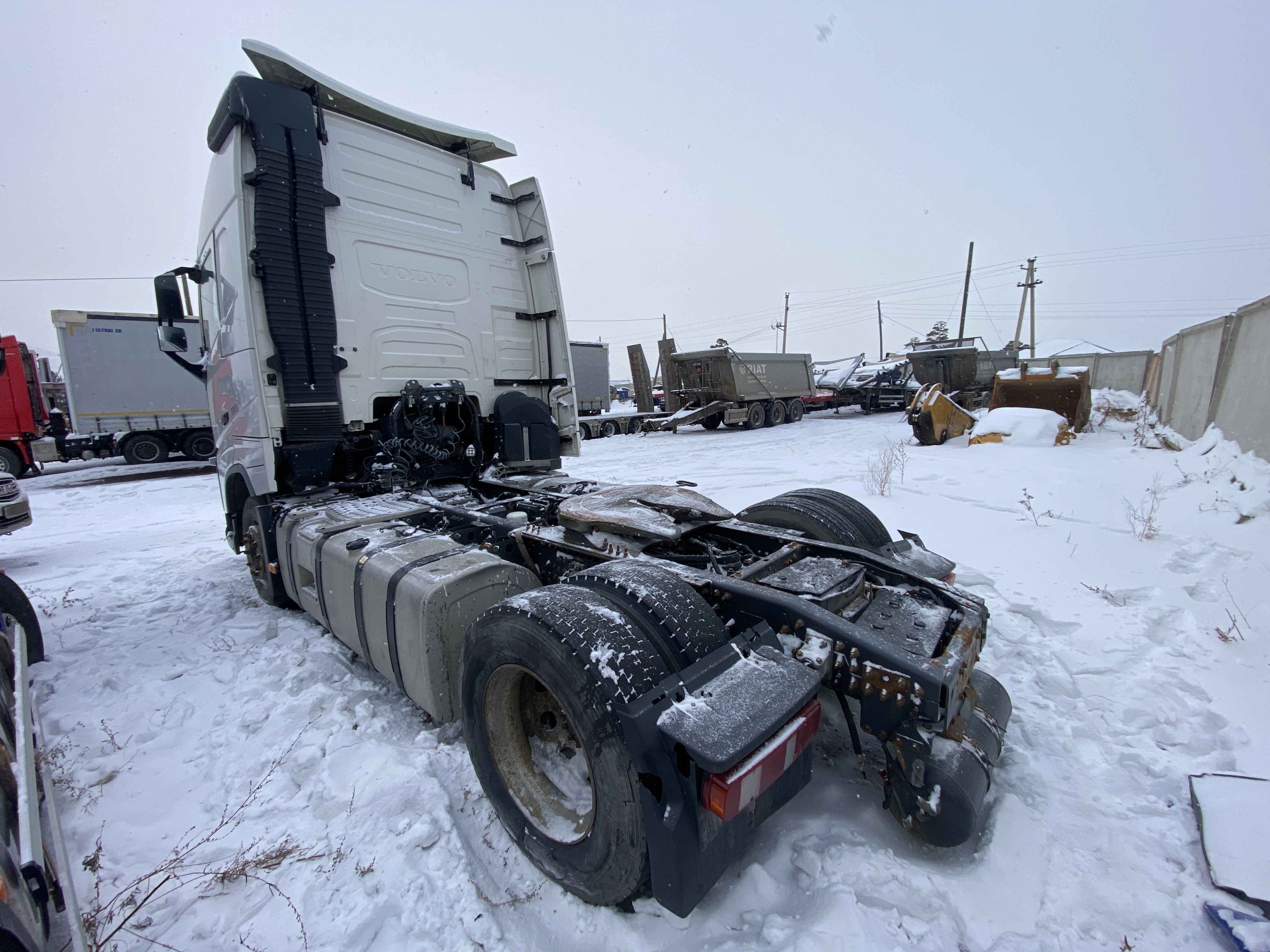 Volvo FH 4x2 Седельный тягач 2017 г. - фото 6