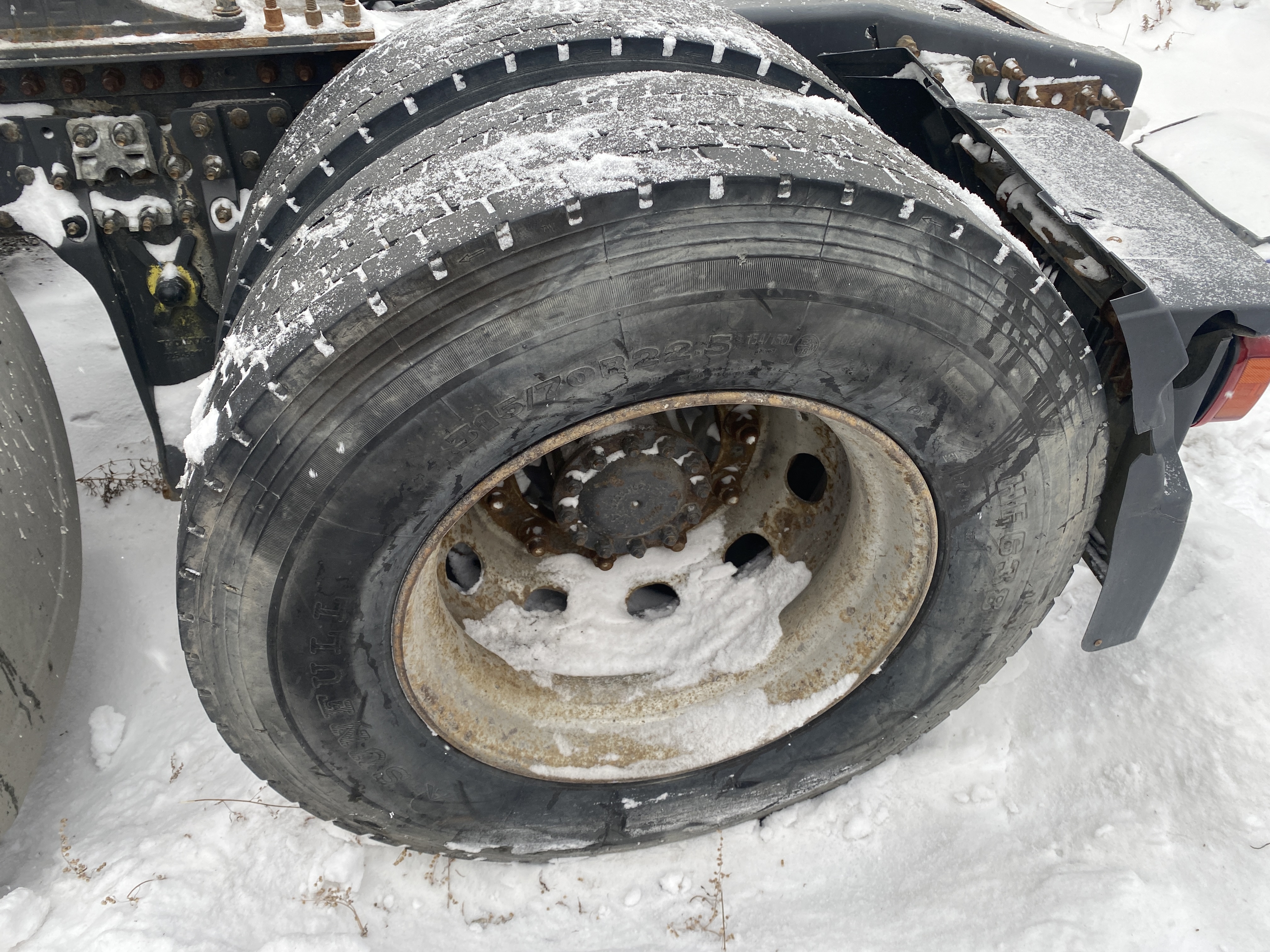 Volvo FH 4x2 Седельный тягач 2017 г. - фото 12