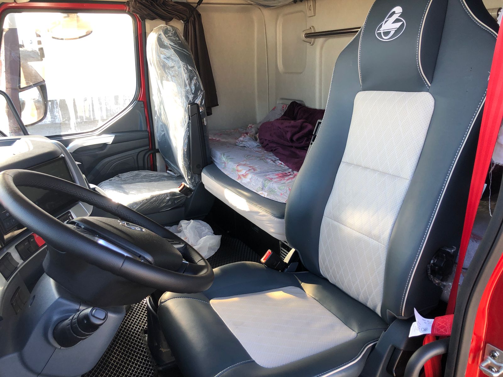 CHENGLONG H7 4x2 Седельный тягач 2023 г. - фото 10