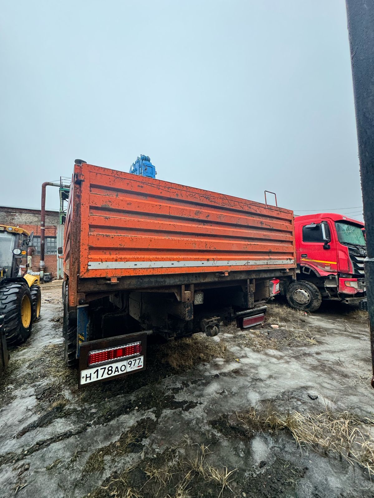 Агропромсервис 4382* на шасси КамАЗ 43118 6x6 Бортовой с КМУ 2022 г. - фото 3