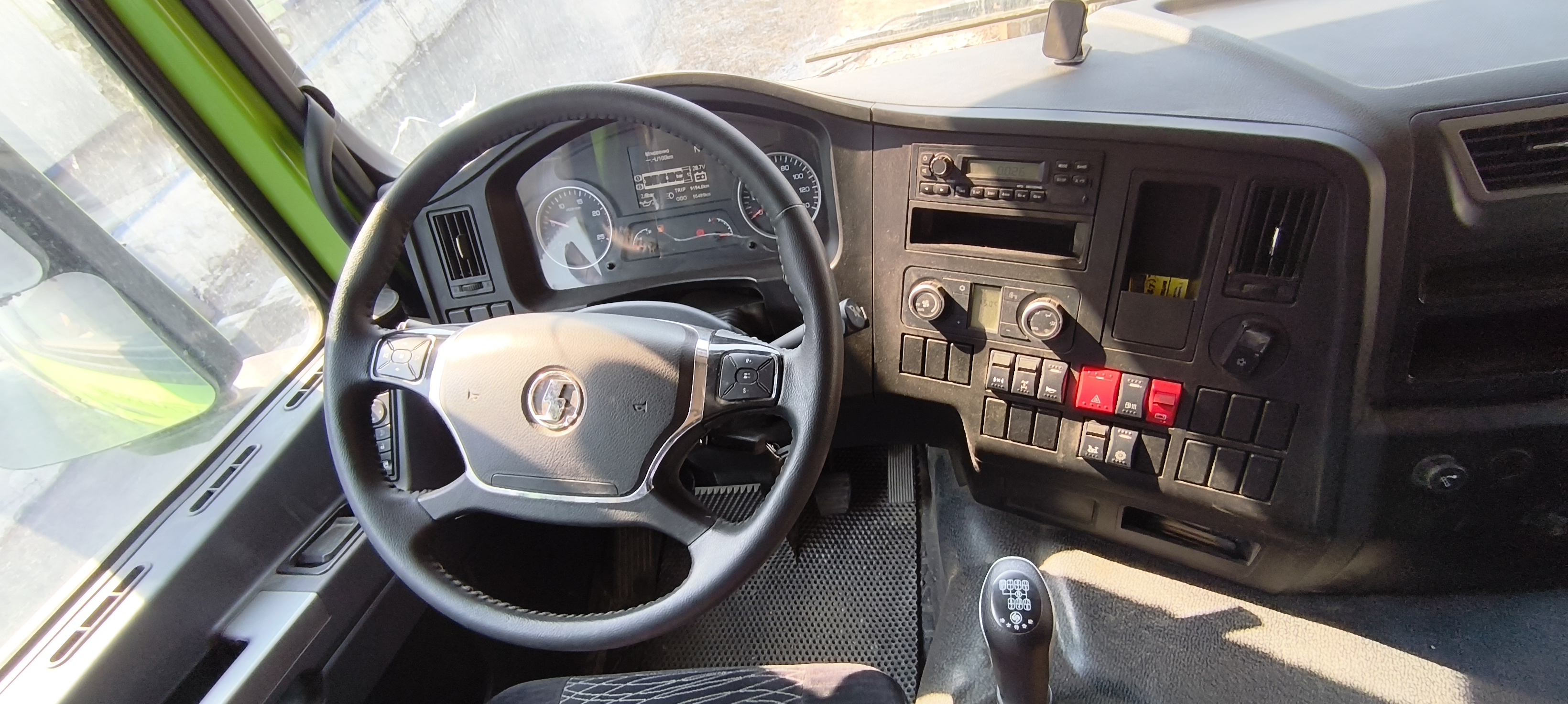 Shacman (Shaanxi) SX* 8x4 Самосвал 2023 г. - фото 9