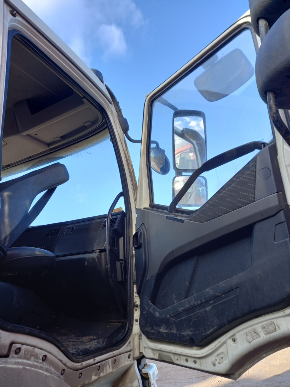 FAW J6 8x4 Самосвал 2022 г. - фото 7