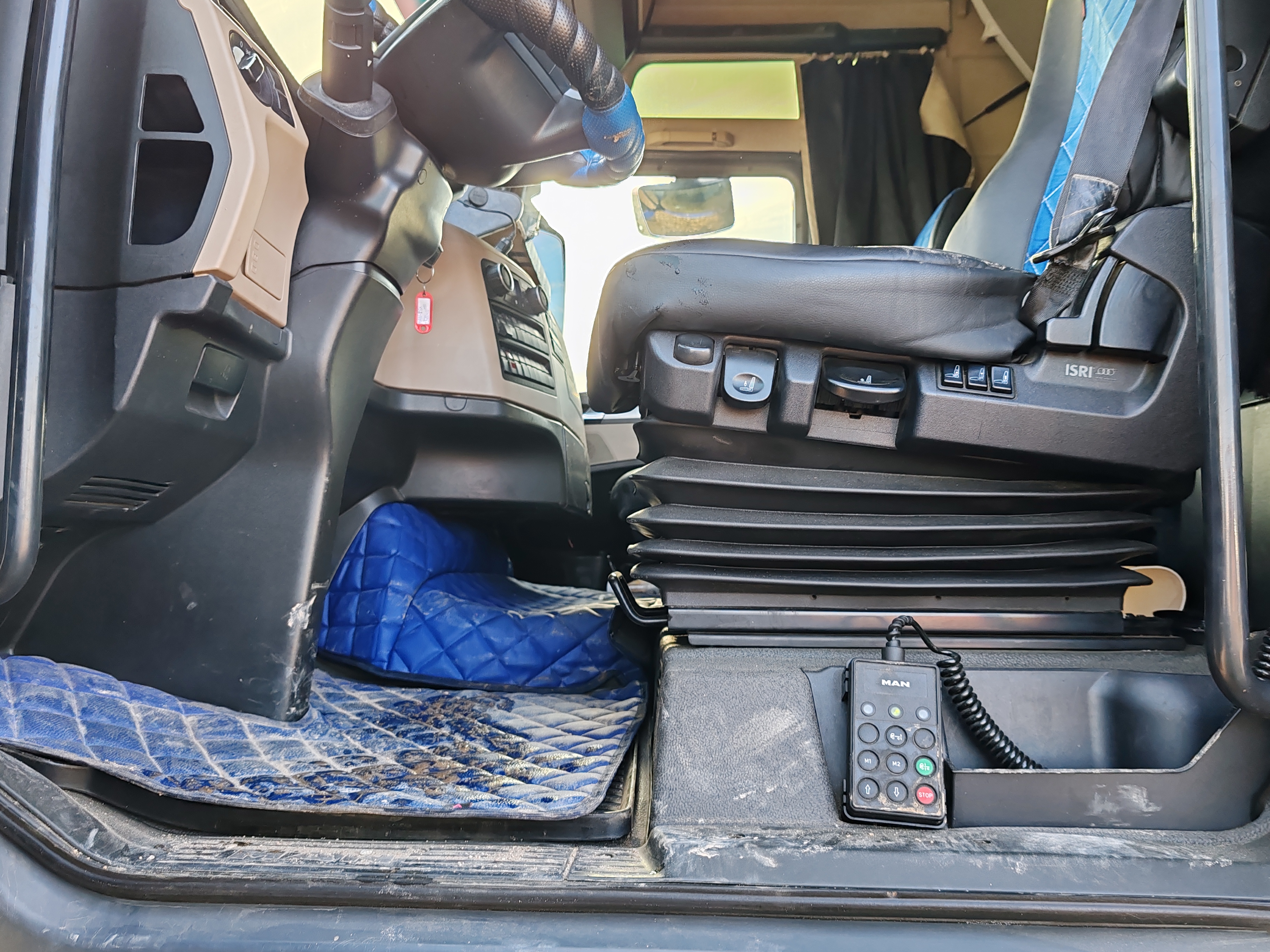 MAN TGX 4X2 Седельный тягач 2017 г. - фото 11