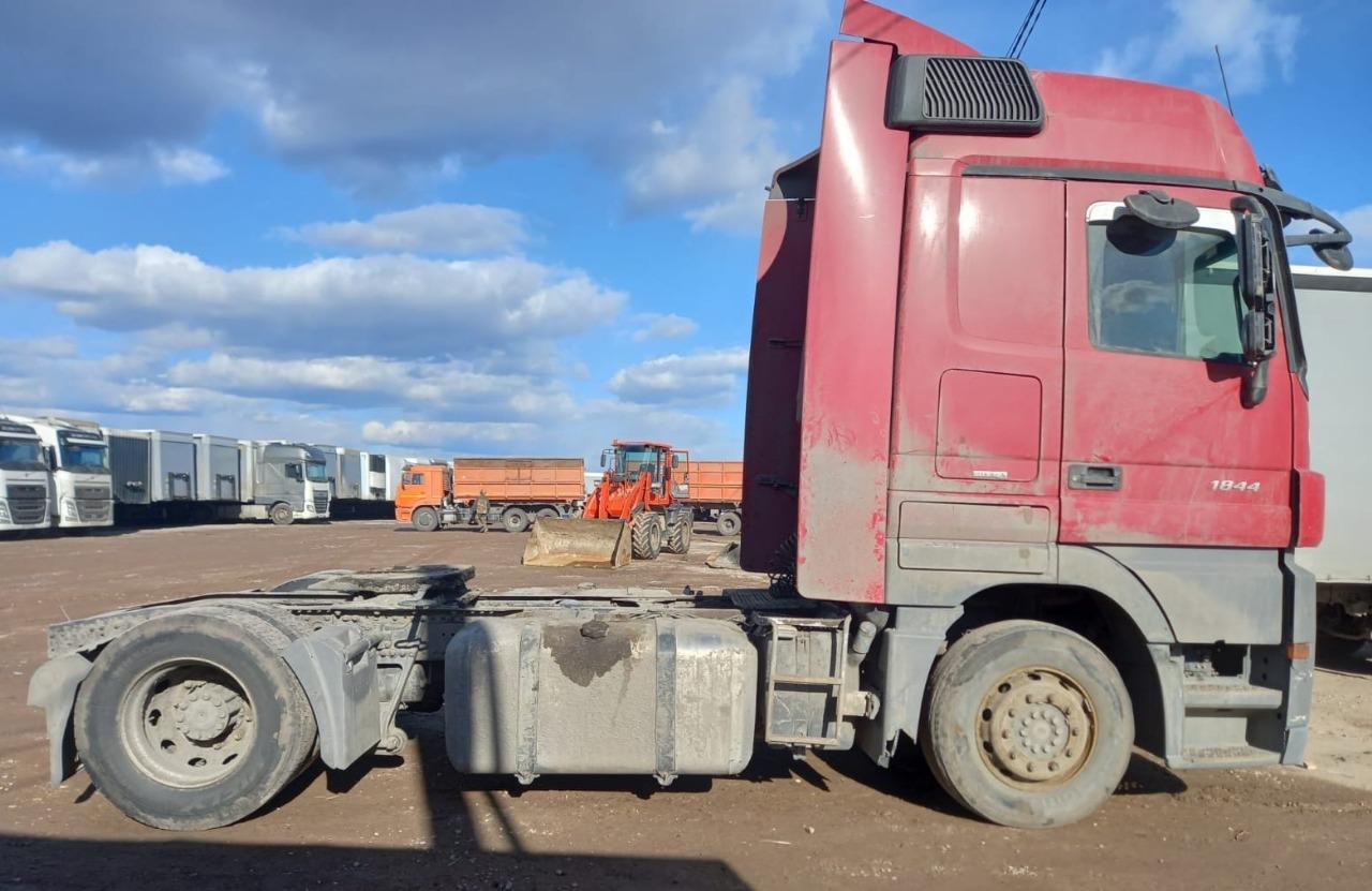 Mercedes-Benz ACTROS 4x2 Седельный тягач 2017 г. - фото 2
