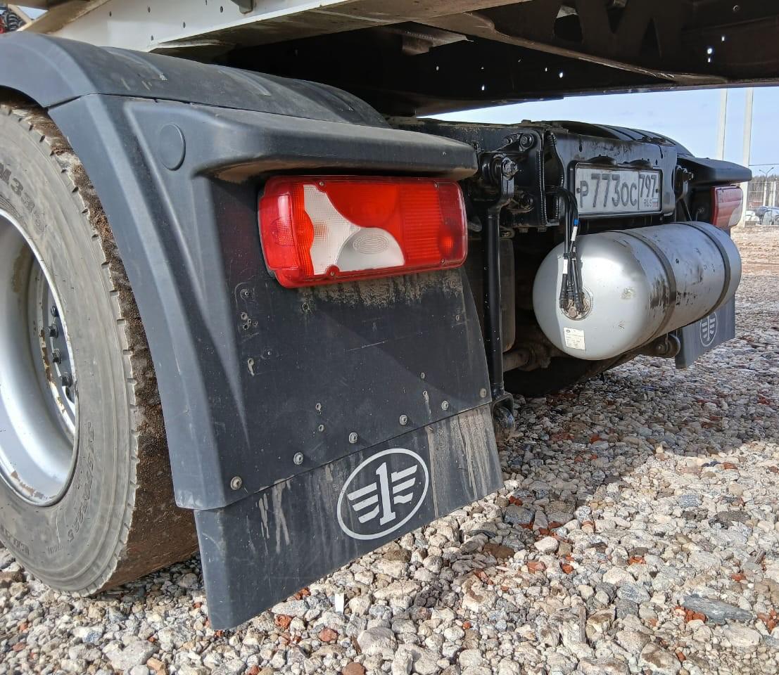 FAW J7 4x2 Седельный тягач 2023 г. - фото 17