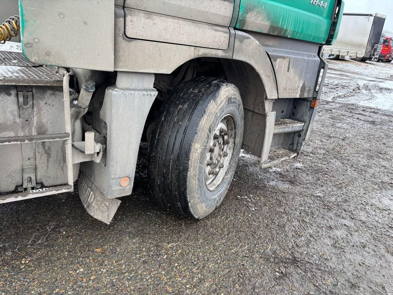 Mercedes-Benz ACTROS 4x2 Седельный тягач 2017 г. - фото 9