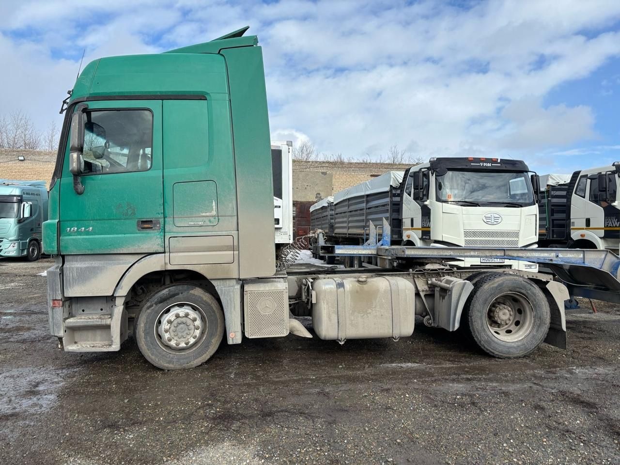 Mercedes-Benz ACTROS 4x2 Седельный тягач 2017 г. - фото 4